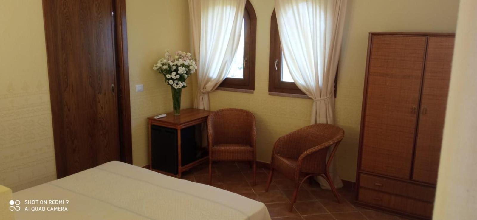 Deluxe Double or Twin Room - Photo 5