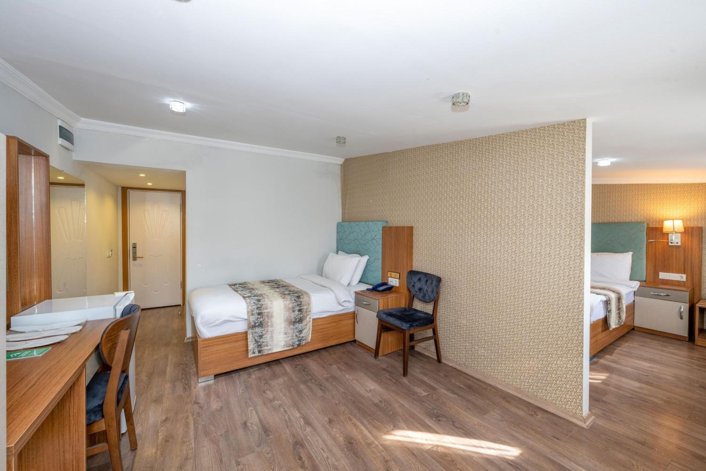 Superior Triple Room photo 1