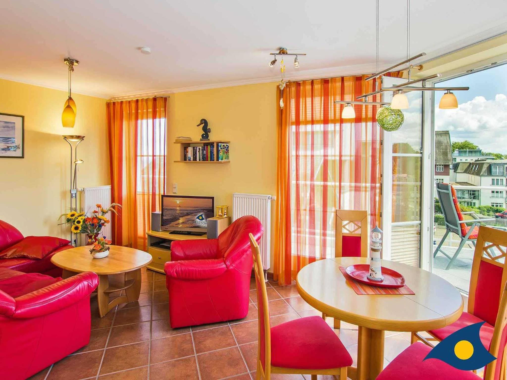 One-Bedroom Apartment with Balcony photo 2