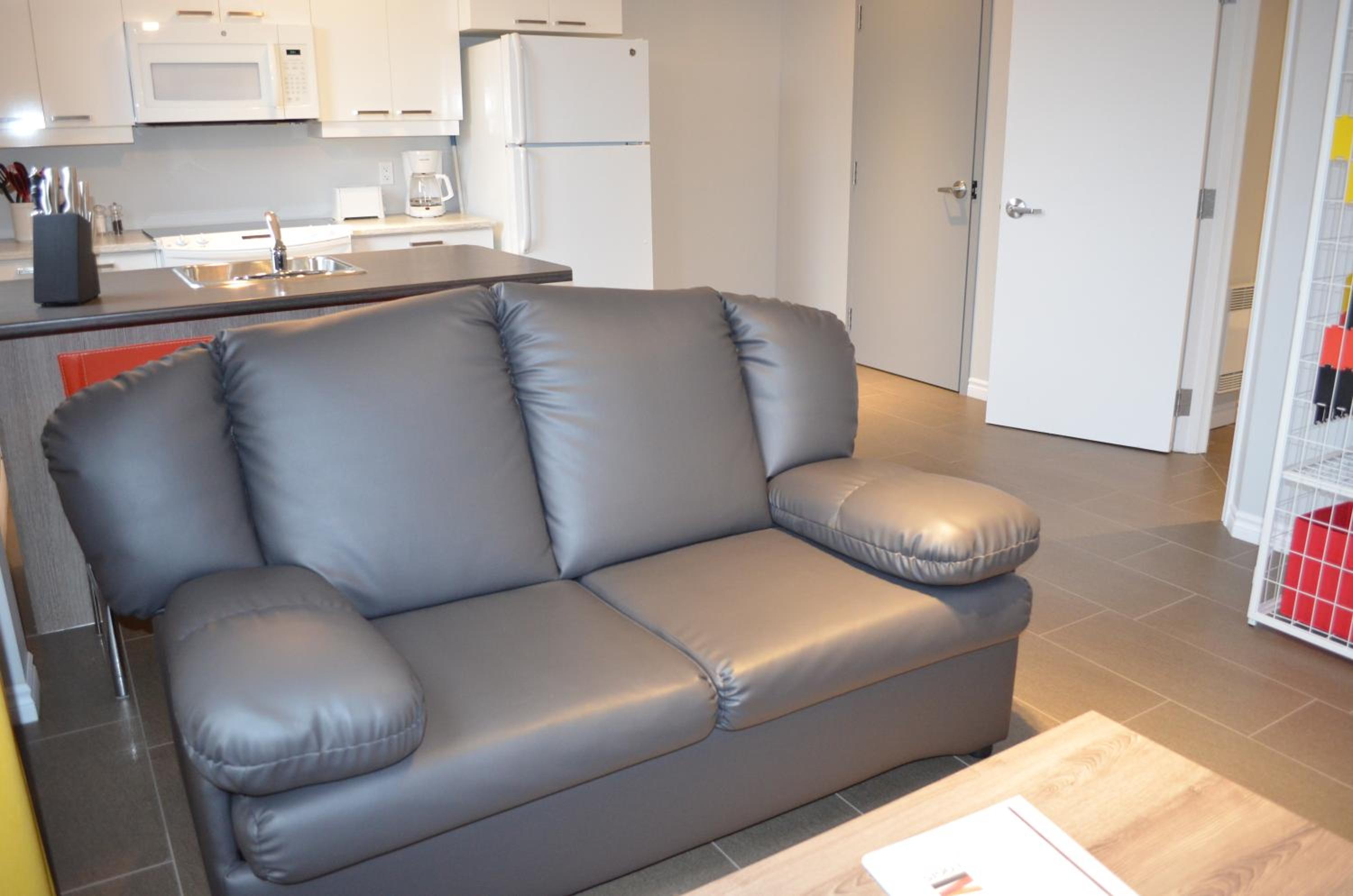 One-Bedroom Apartment - Photo 28