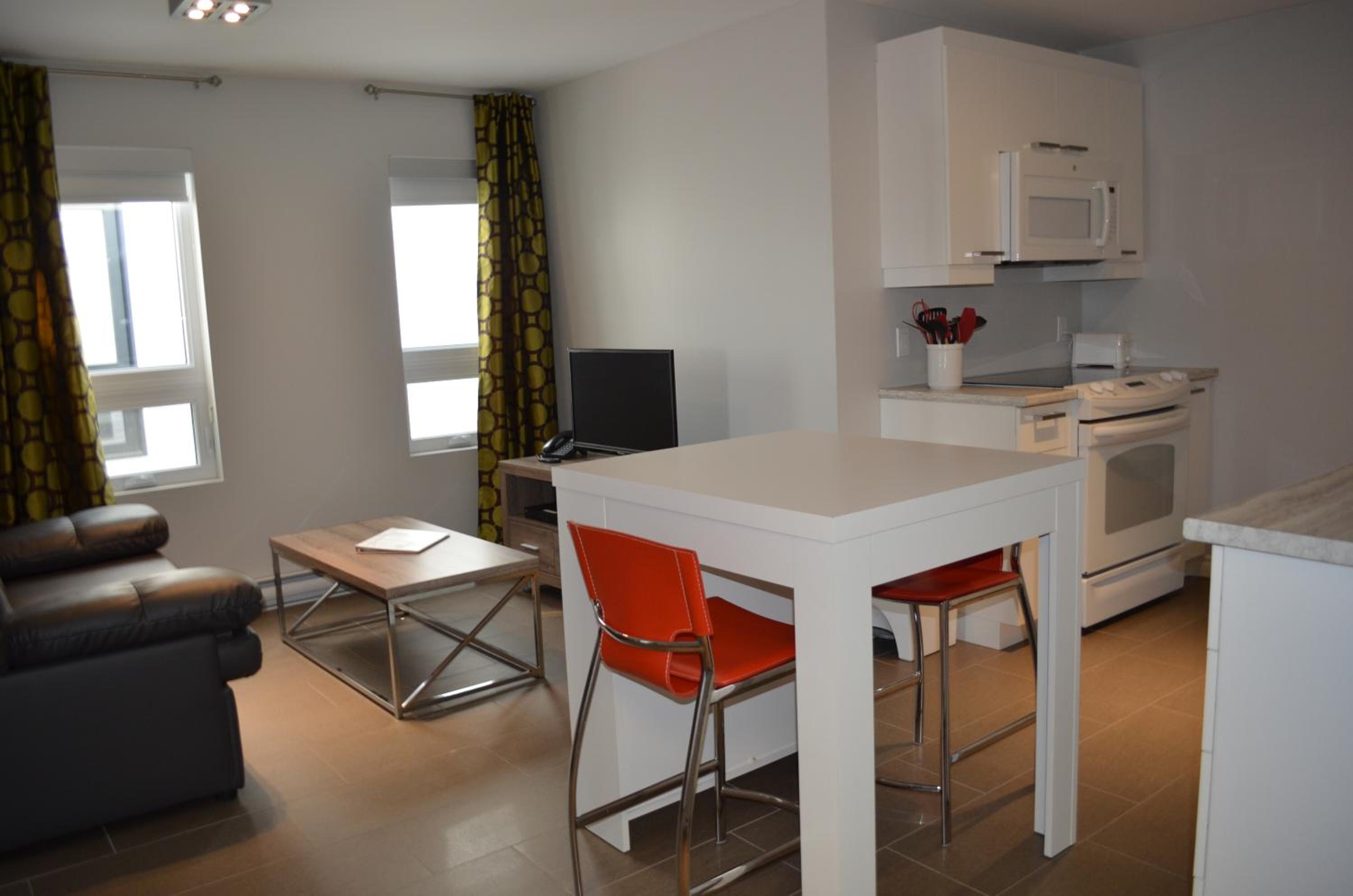 One-Bedroom Apartment - Photo 30