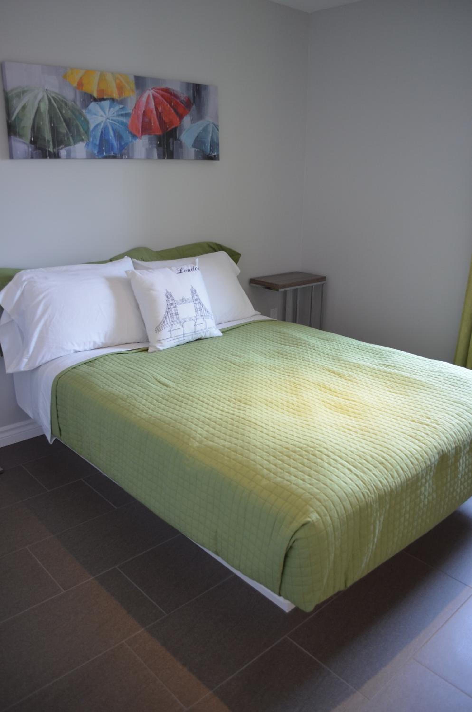 One-Bedroom Apartment - Photo 22