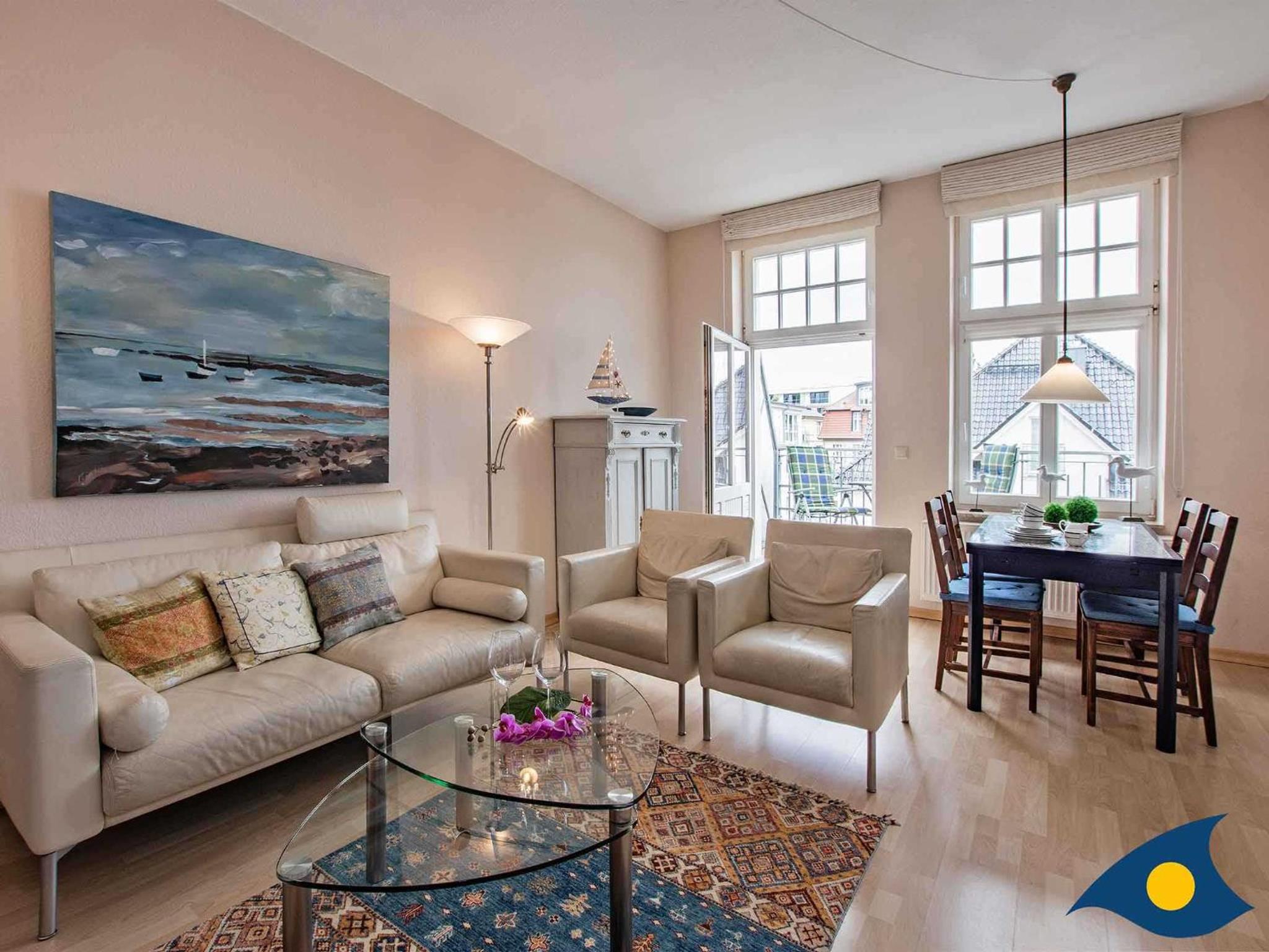 Two-Bedroom Apartment with Balcony photo 1