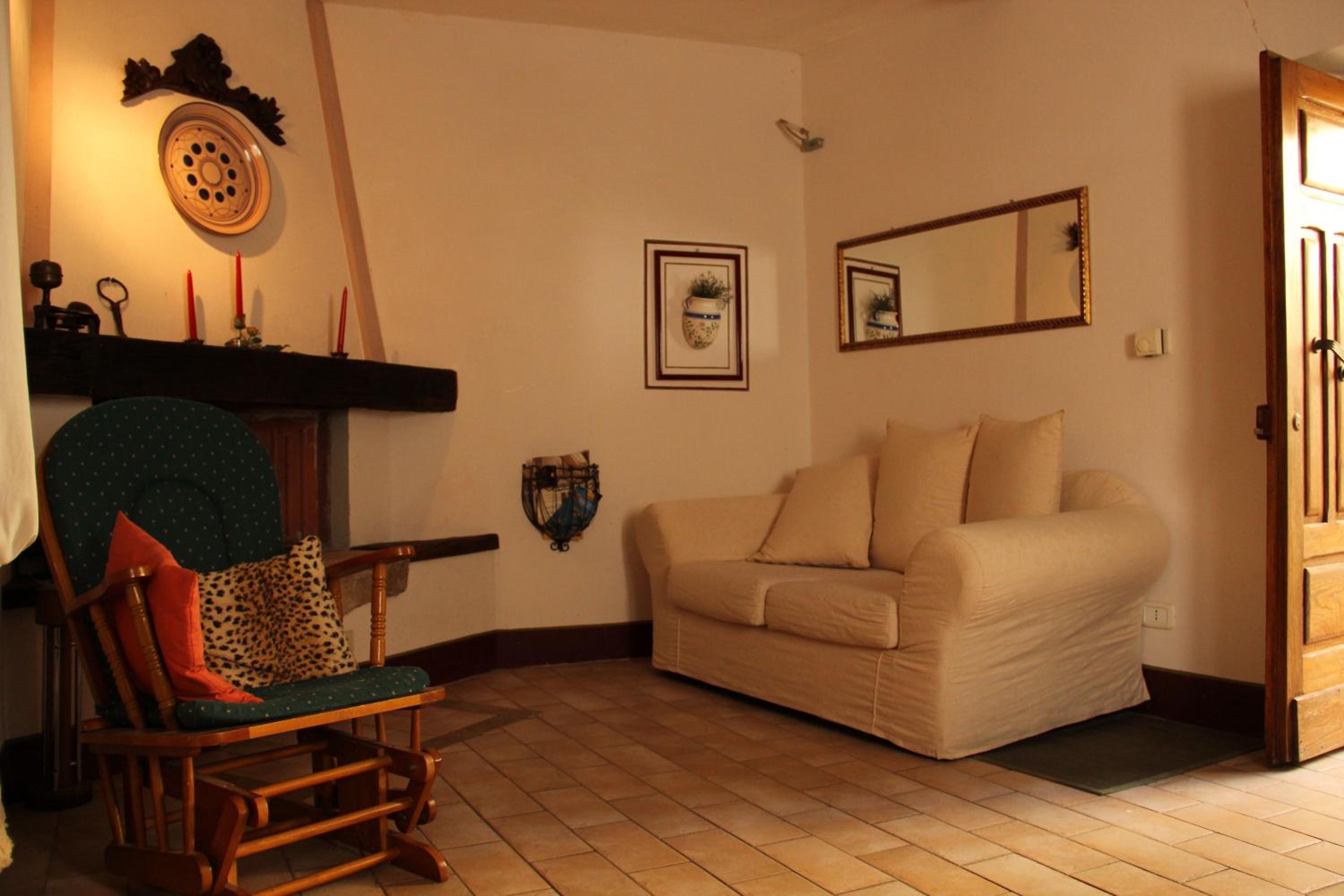Three-Bedroom Apartment photo 1