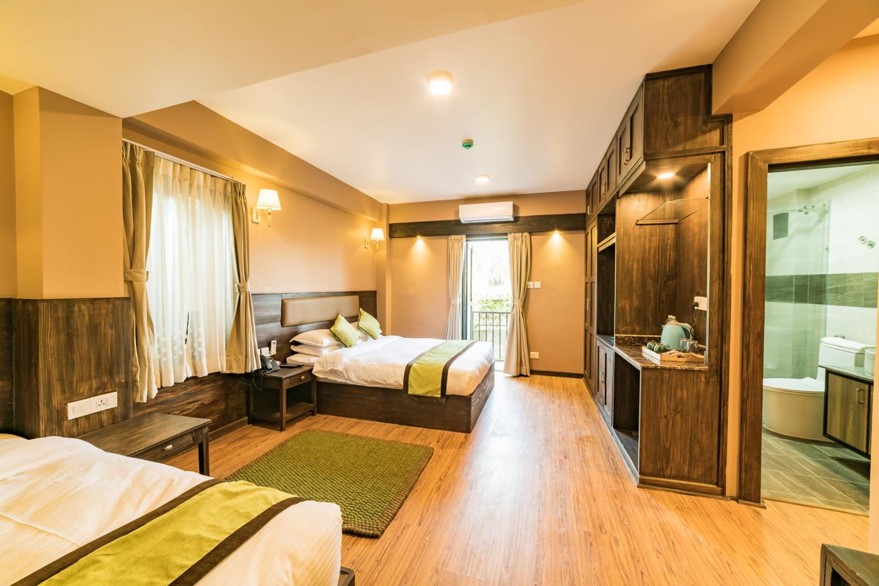 Deluxe Triple Room