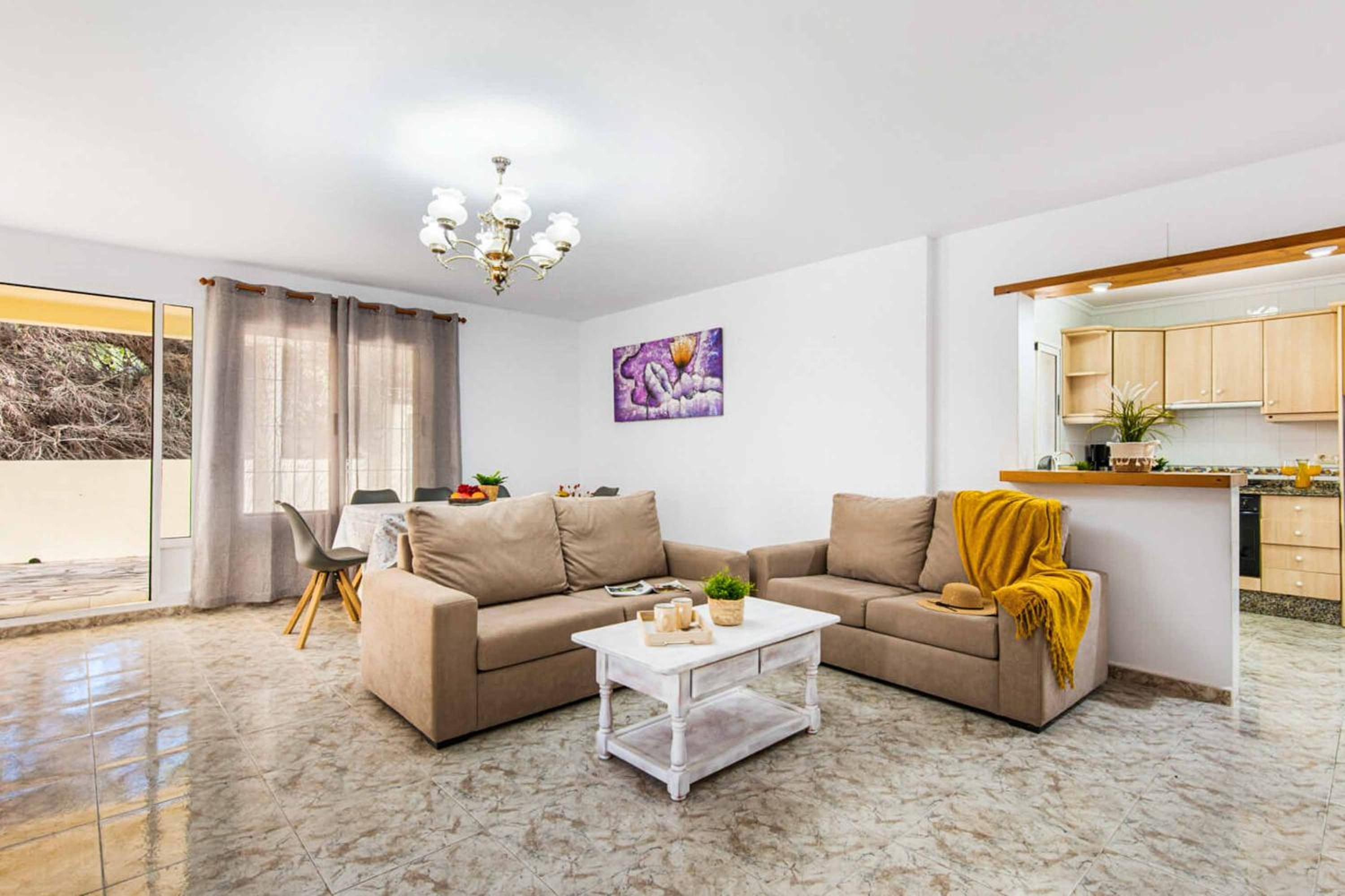 Villa de Ocho Habitaciones