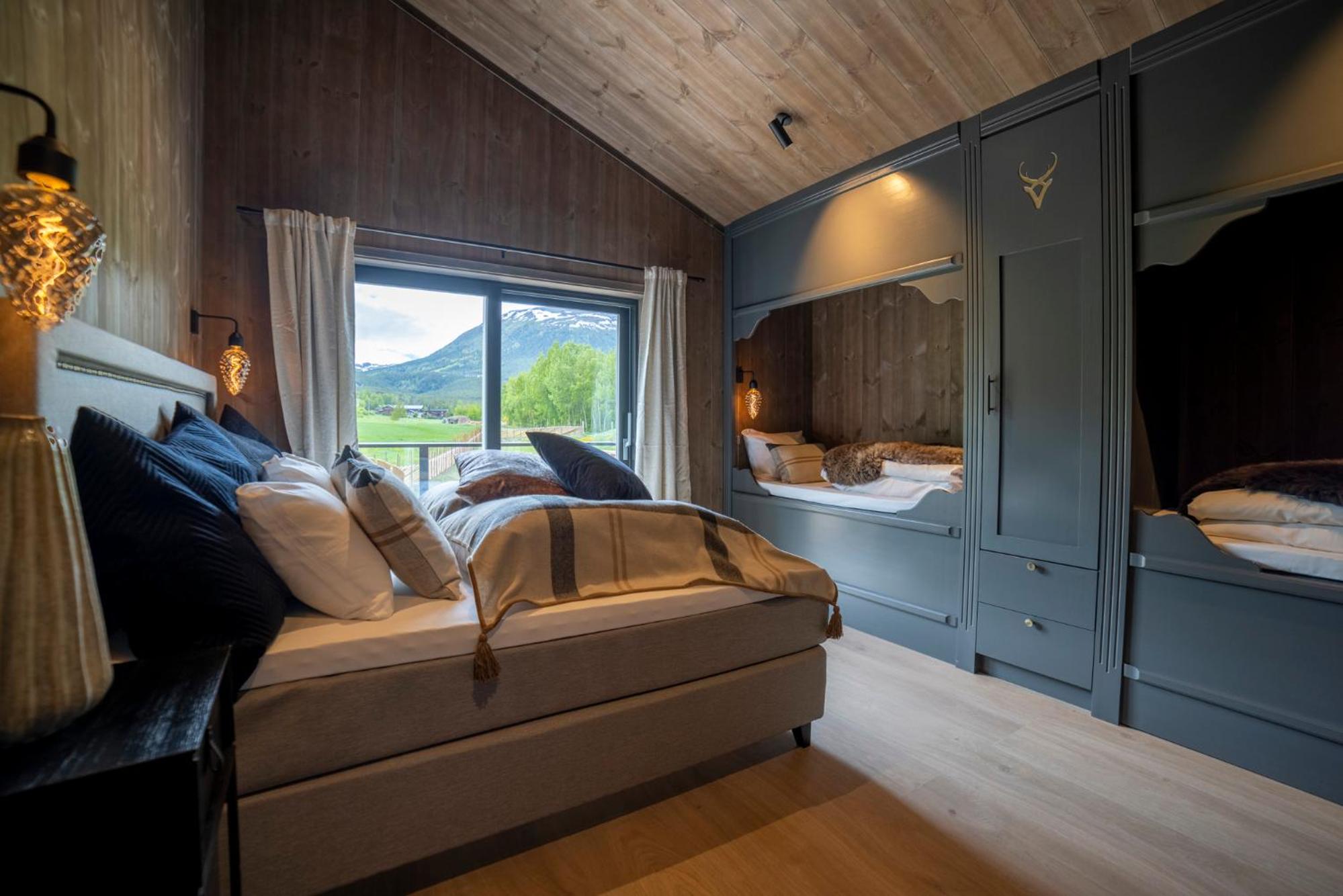 Deluxe Quadruple Room - Photo 11