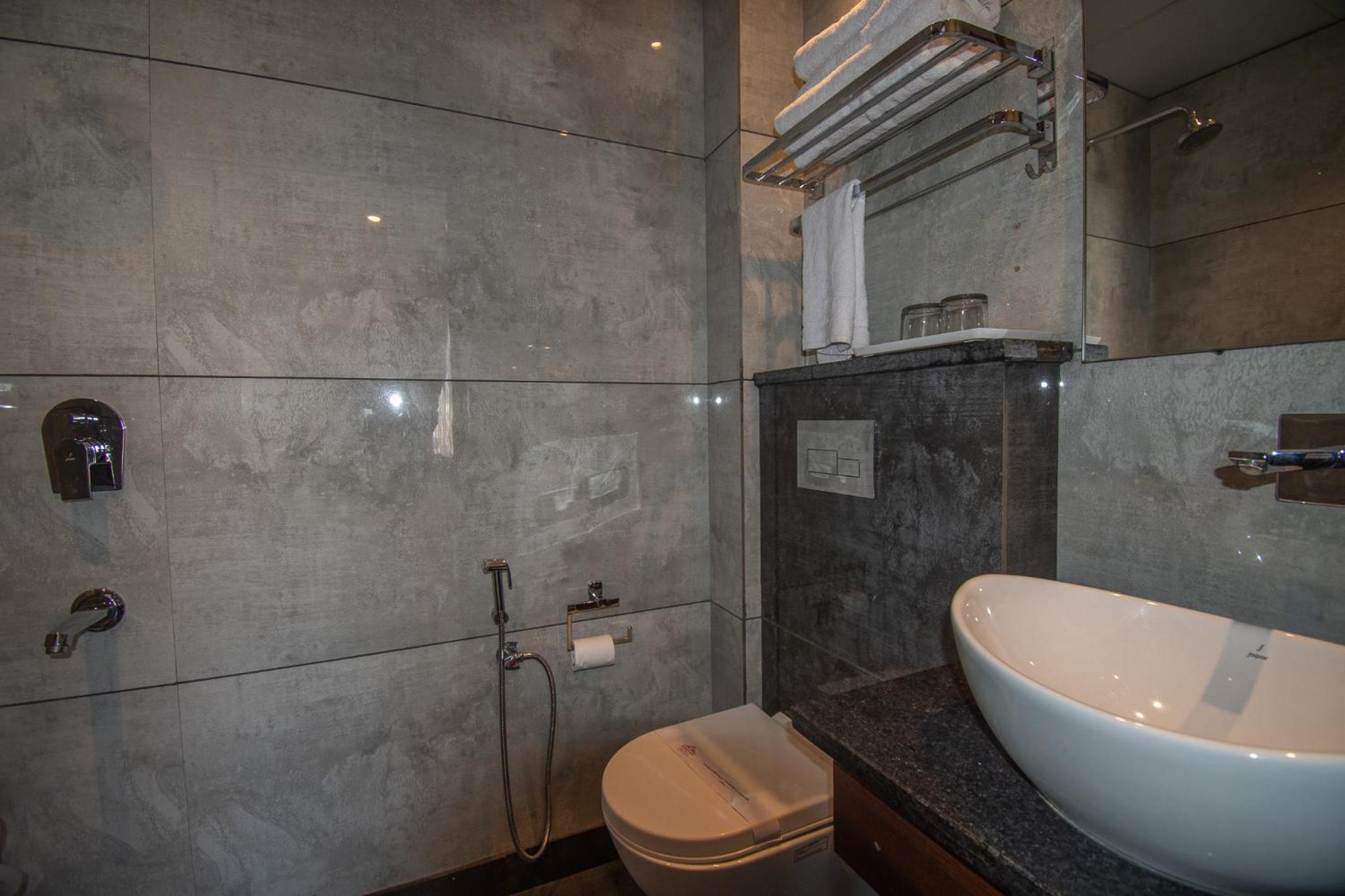 Deluxe Room - Photo 2