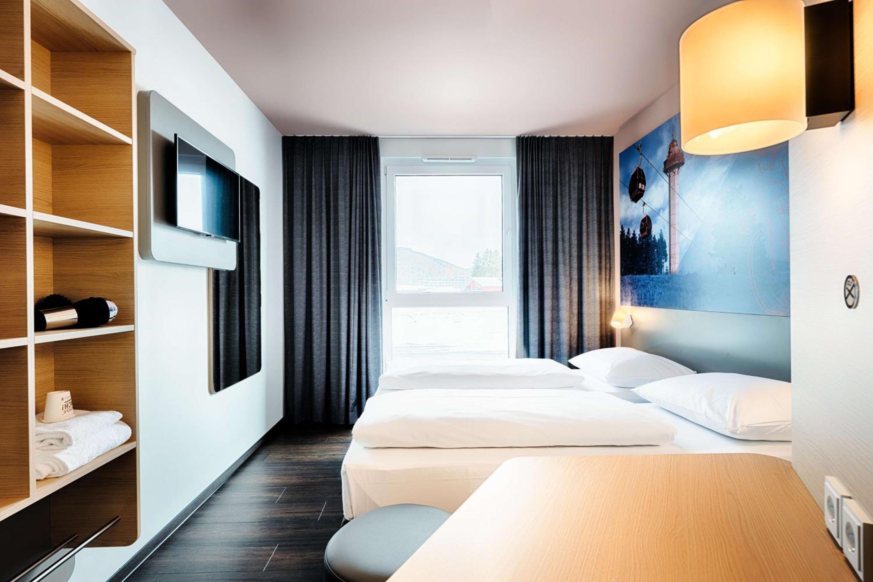 Twin Room - Photo 5