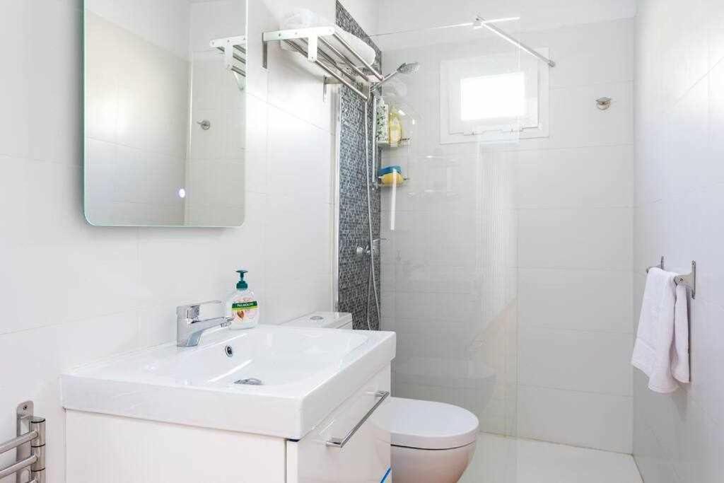 Two-Bedroom Apartment photo 2