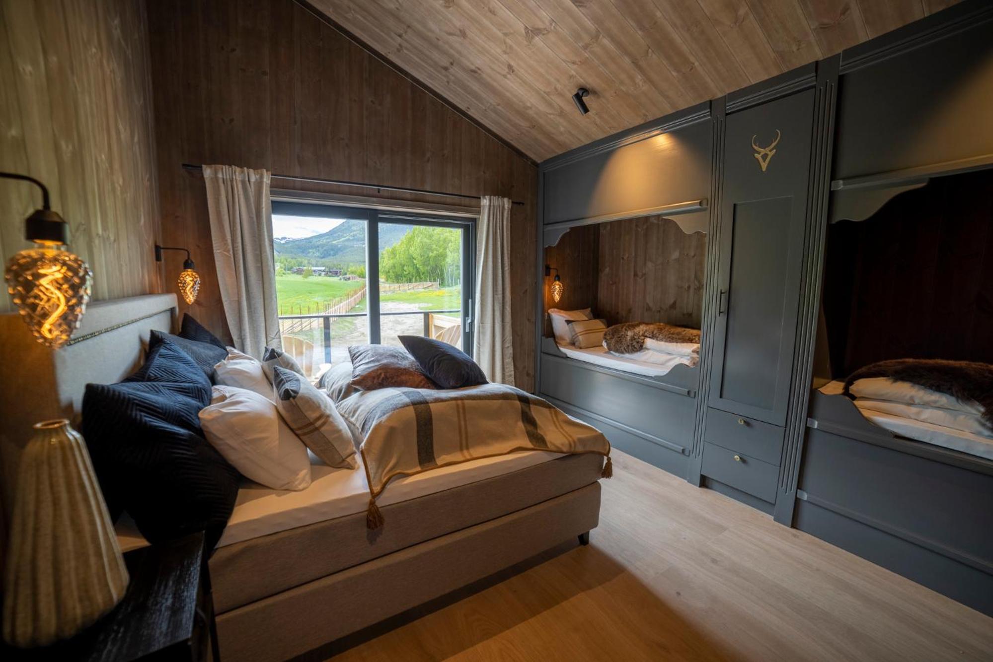 Deluxe Quadruple Room - Photo 9