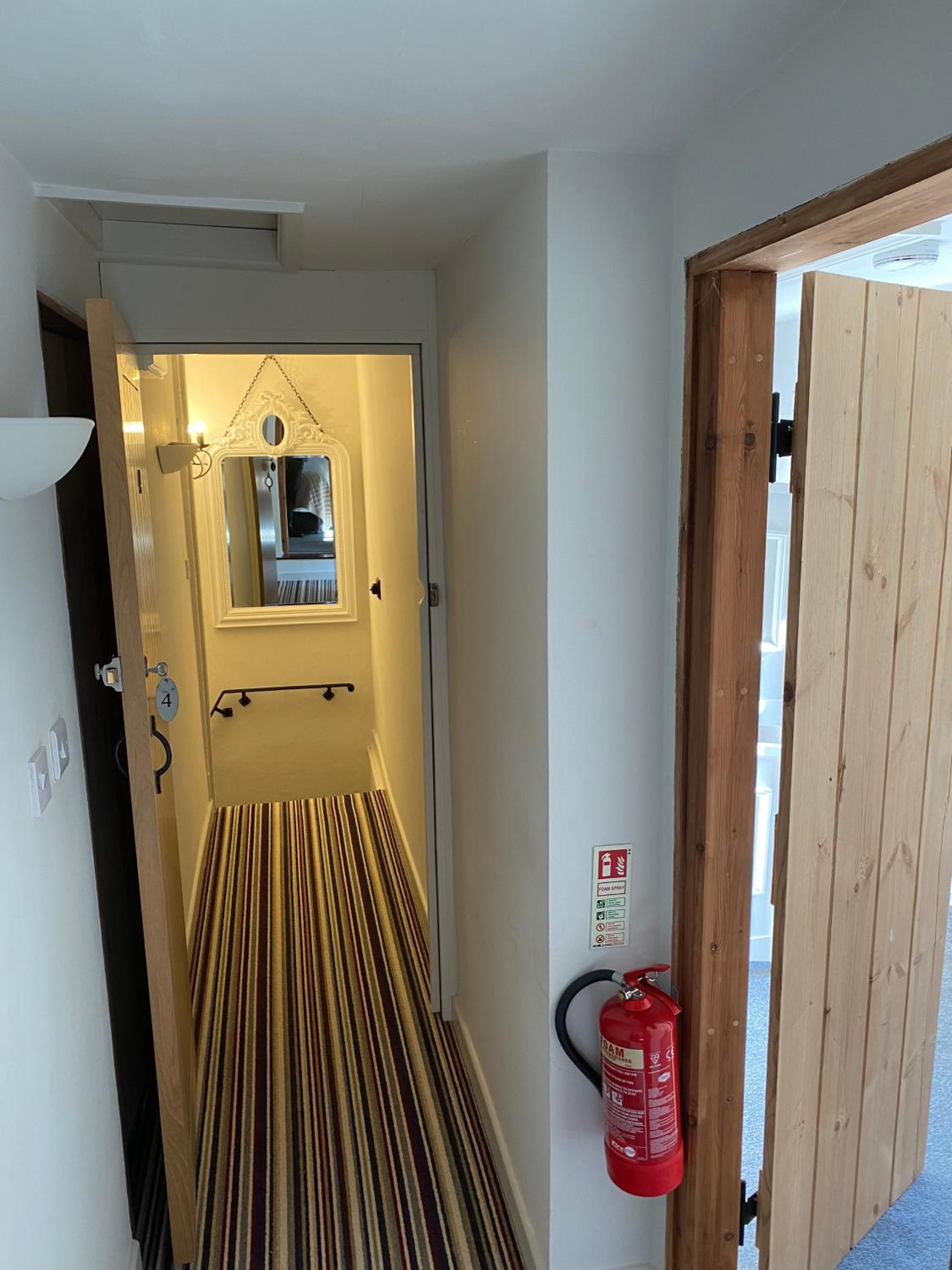 Family Room - Photo 19