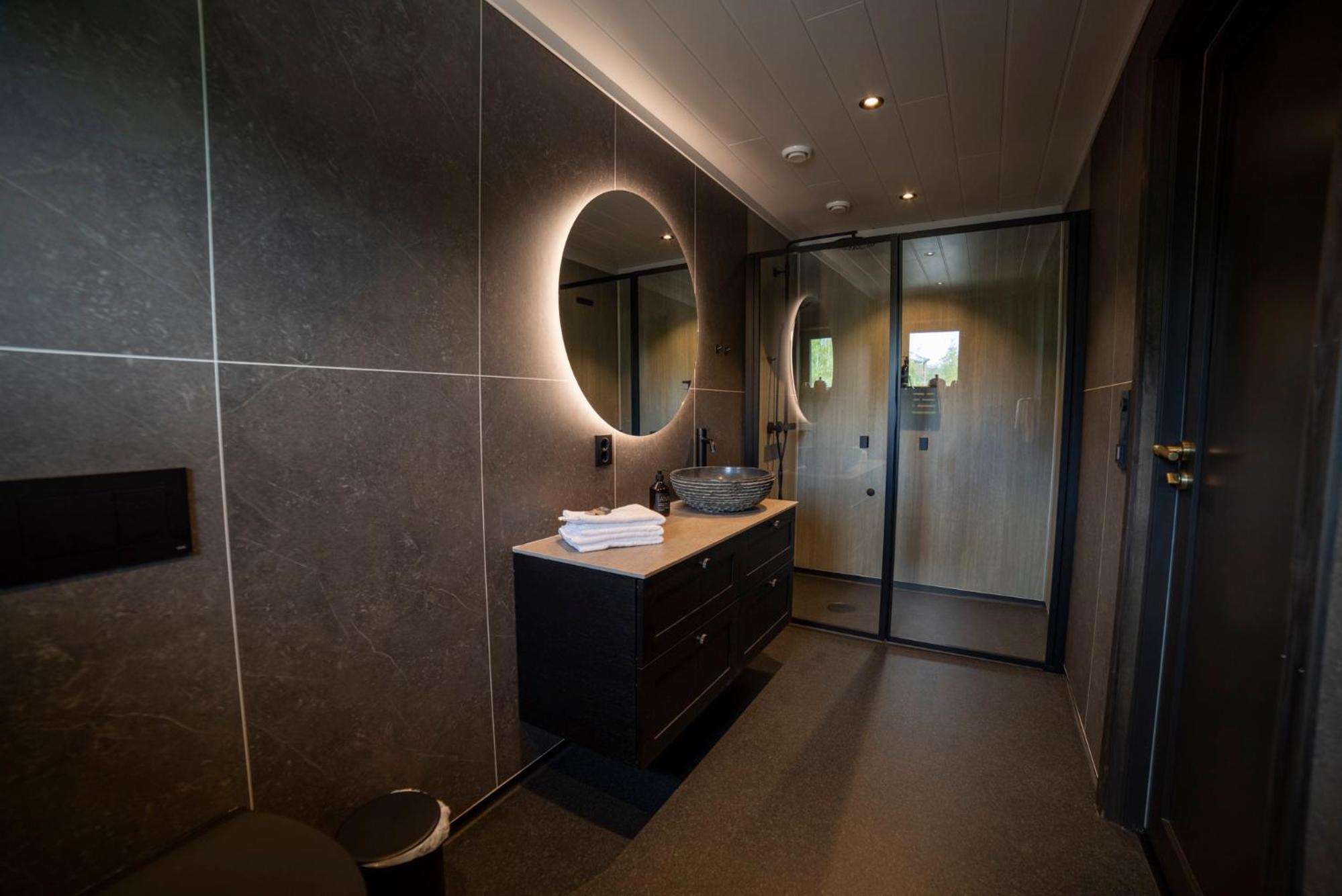 Deluxe Quadruple Room - Photo 13