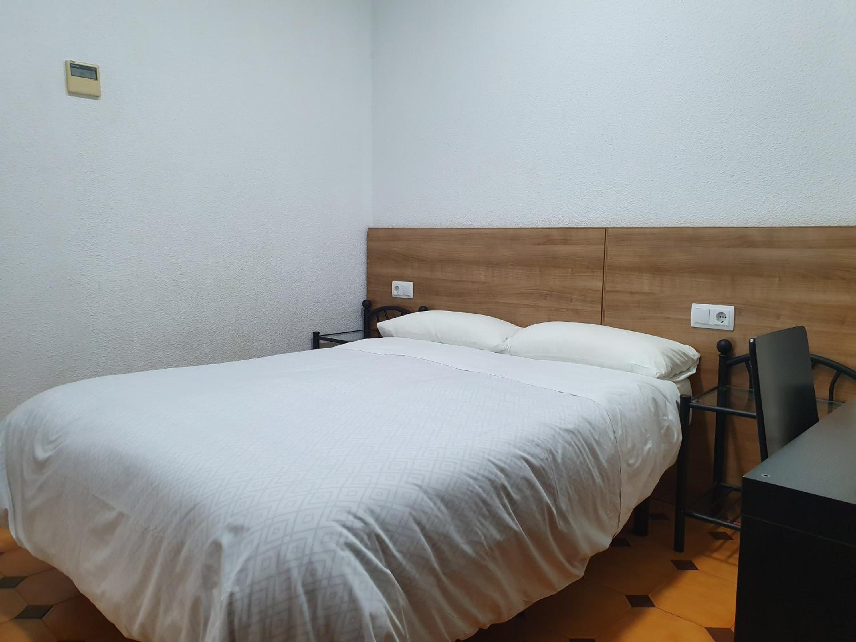 Habitación Doble con Baño Privado