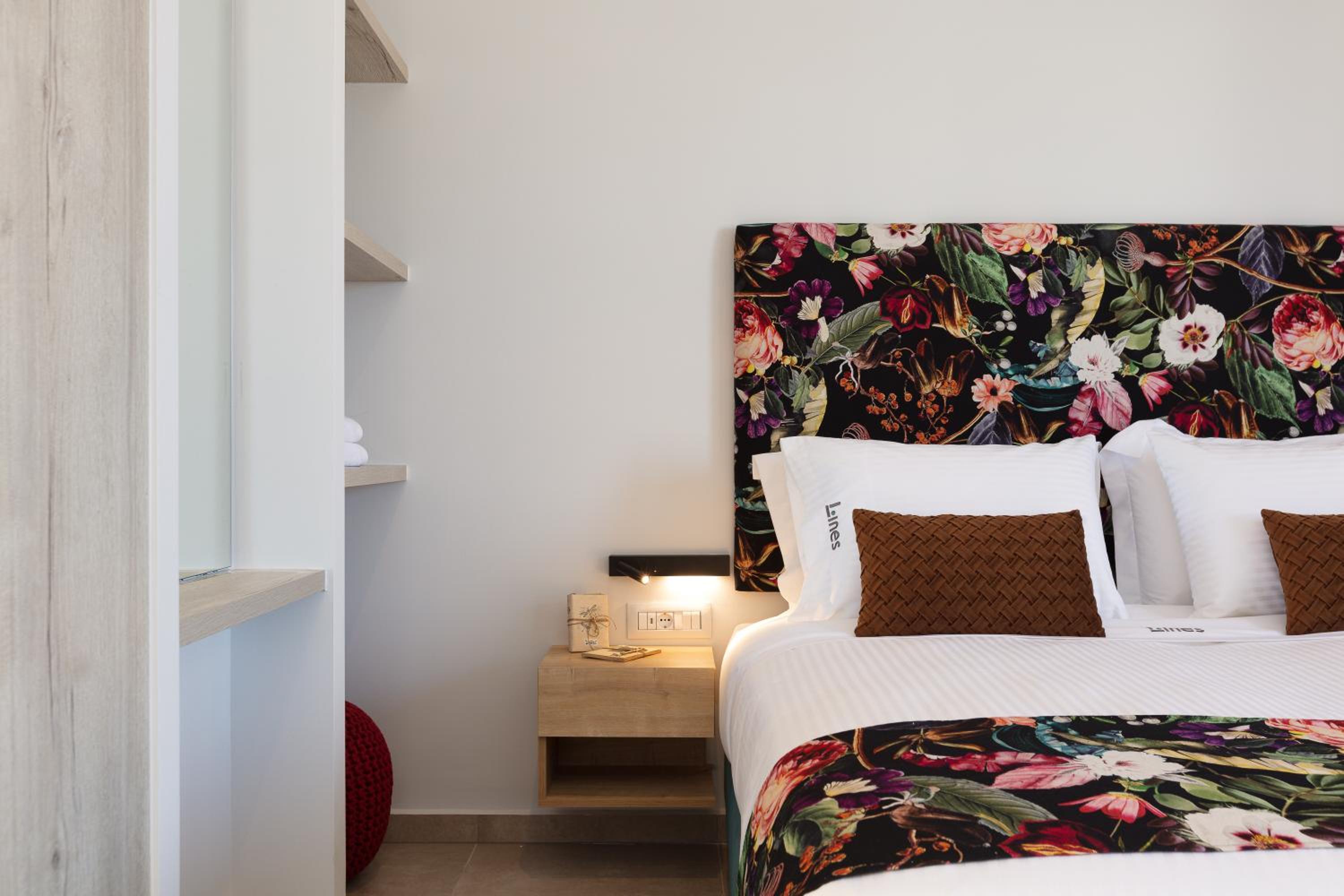 Standard Double or Twin Room - Photo 14