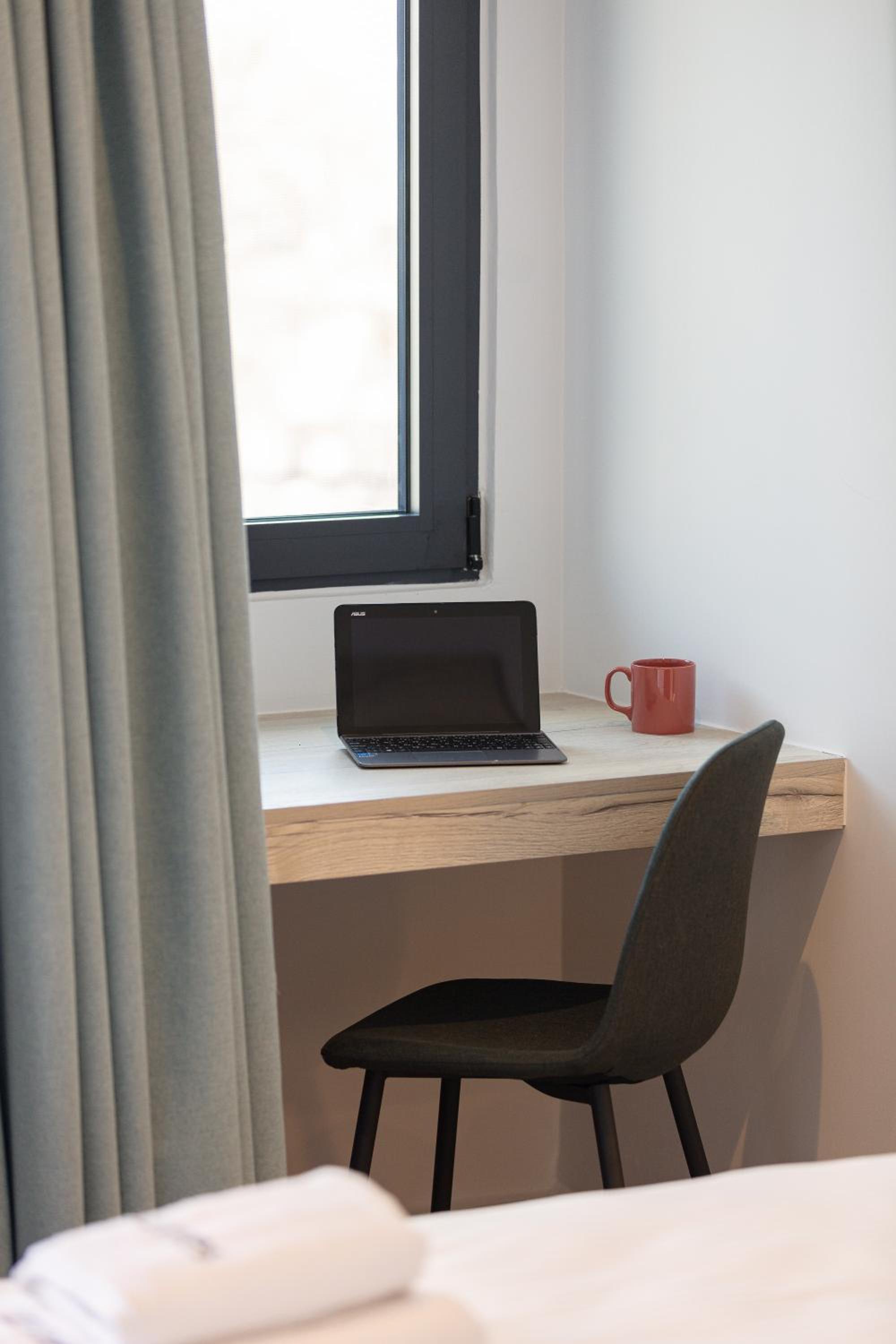 Standard Double or Twin Room - Photo 4