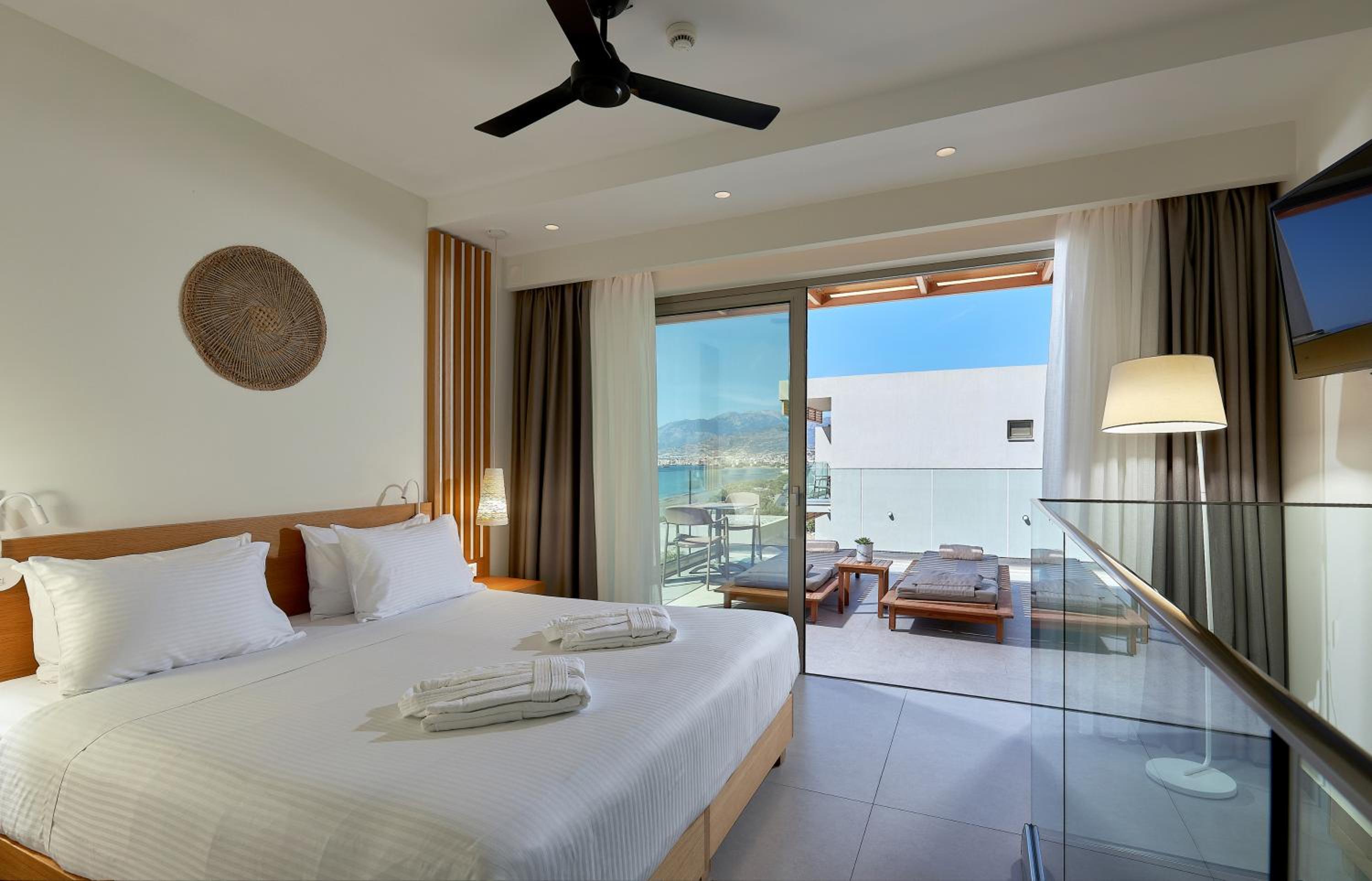 Maisonette with Individual Pool