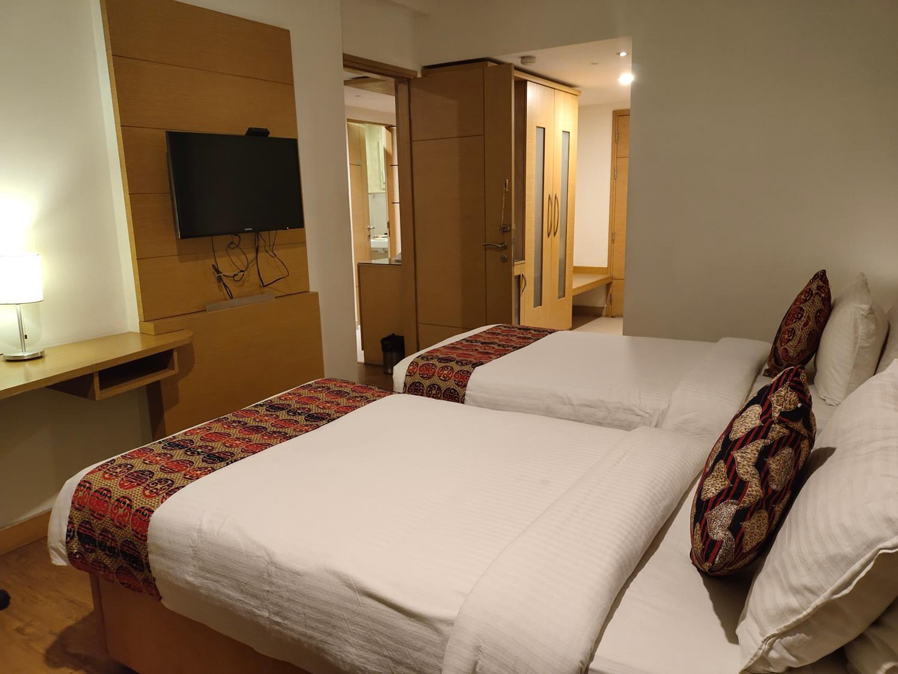 Two-Bedroom Suite photo 3
