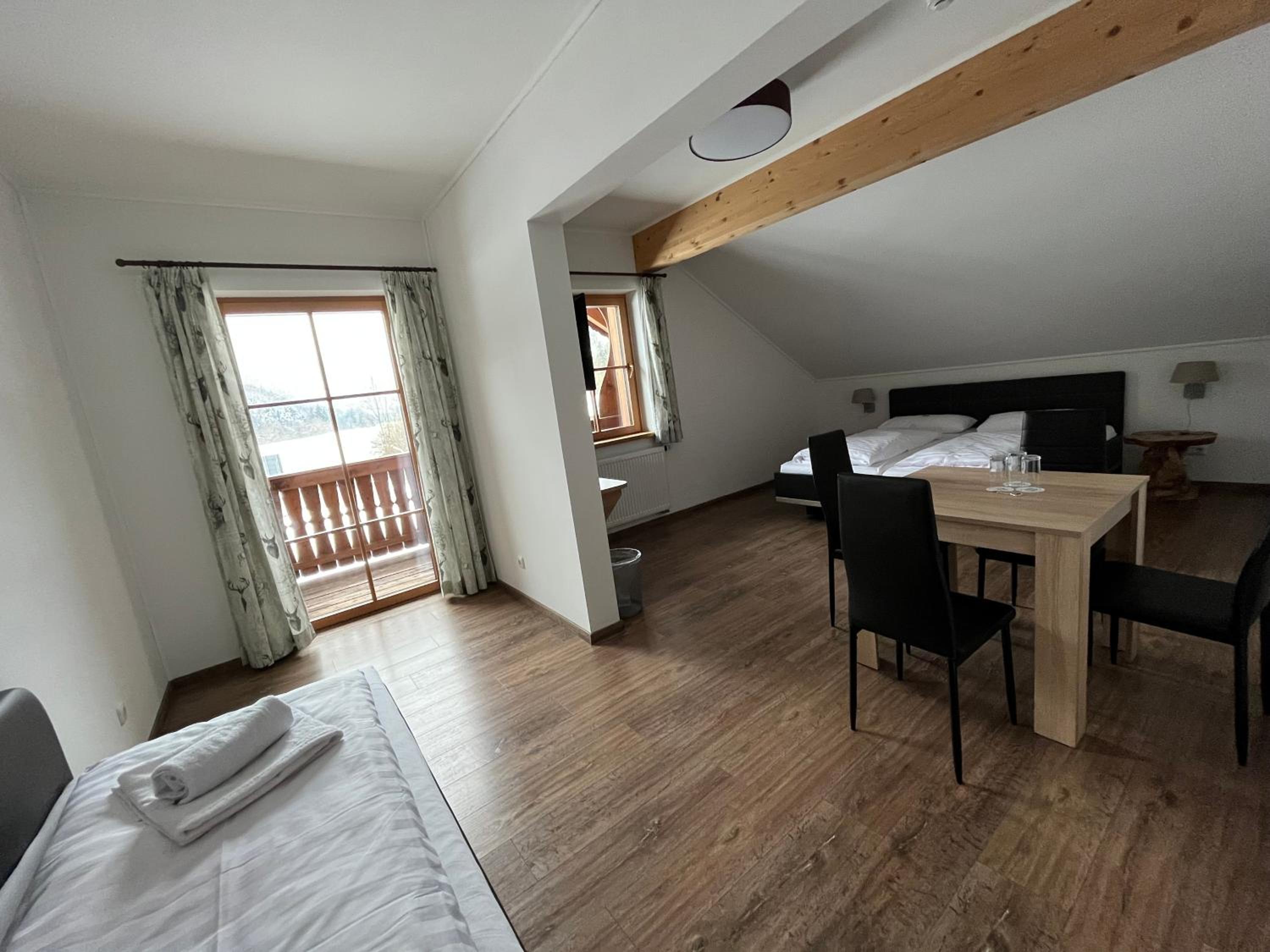 Junior Suite with Balcony photo 1
