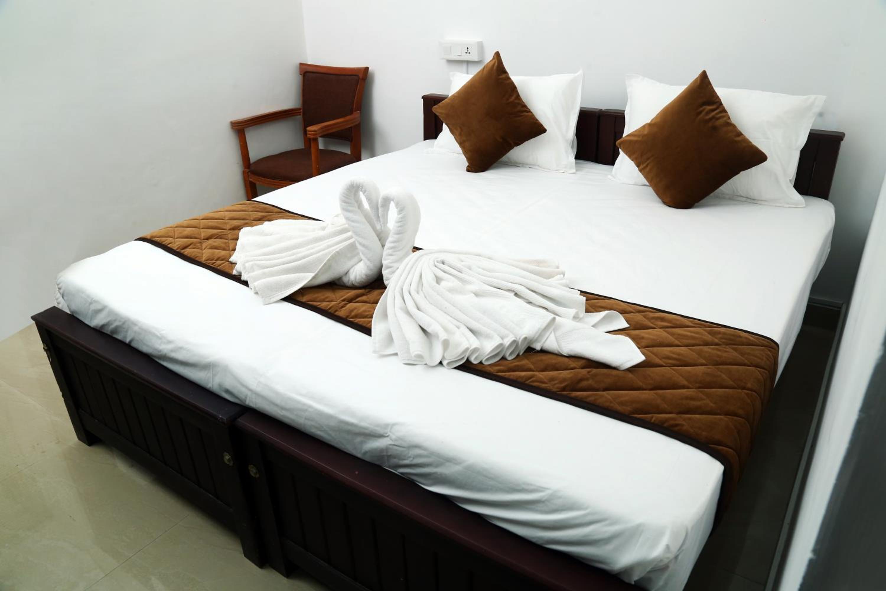 Deluxe King Suite