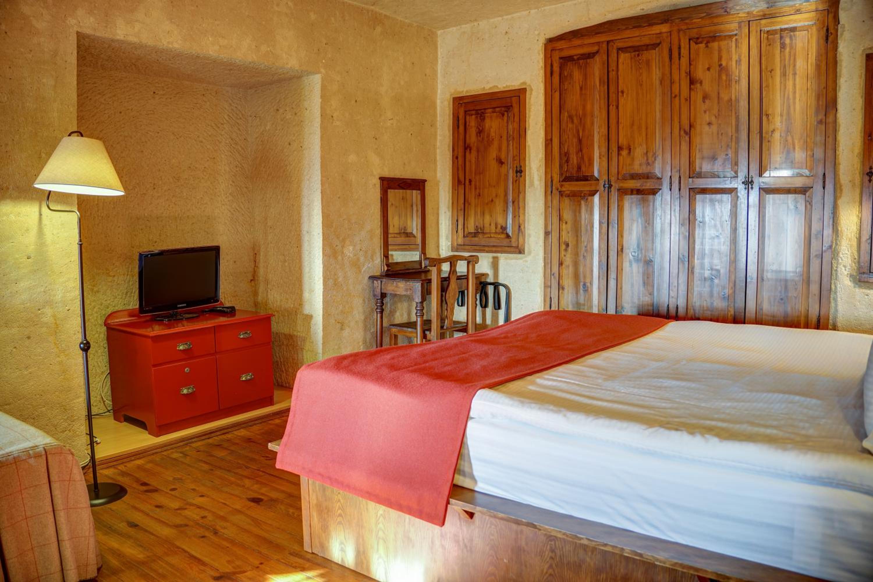 Double Cave Room  - Photo 7
