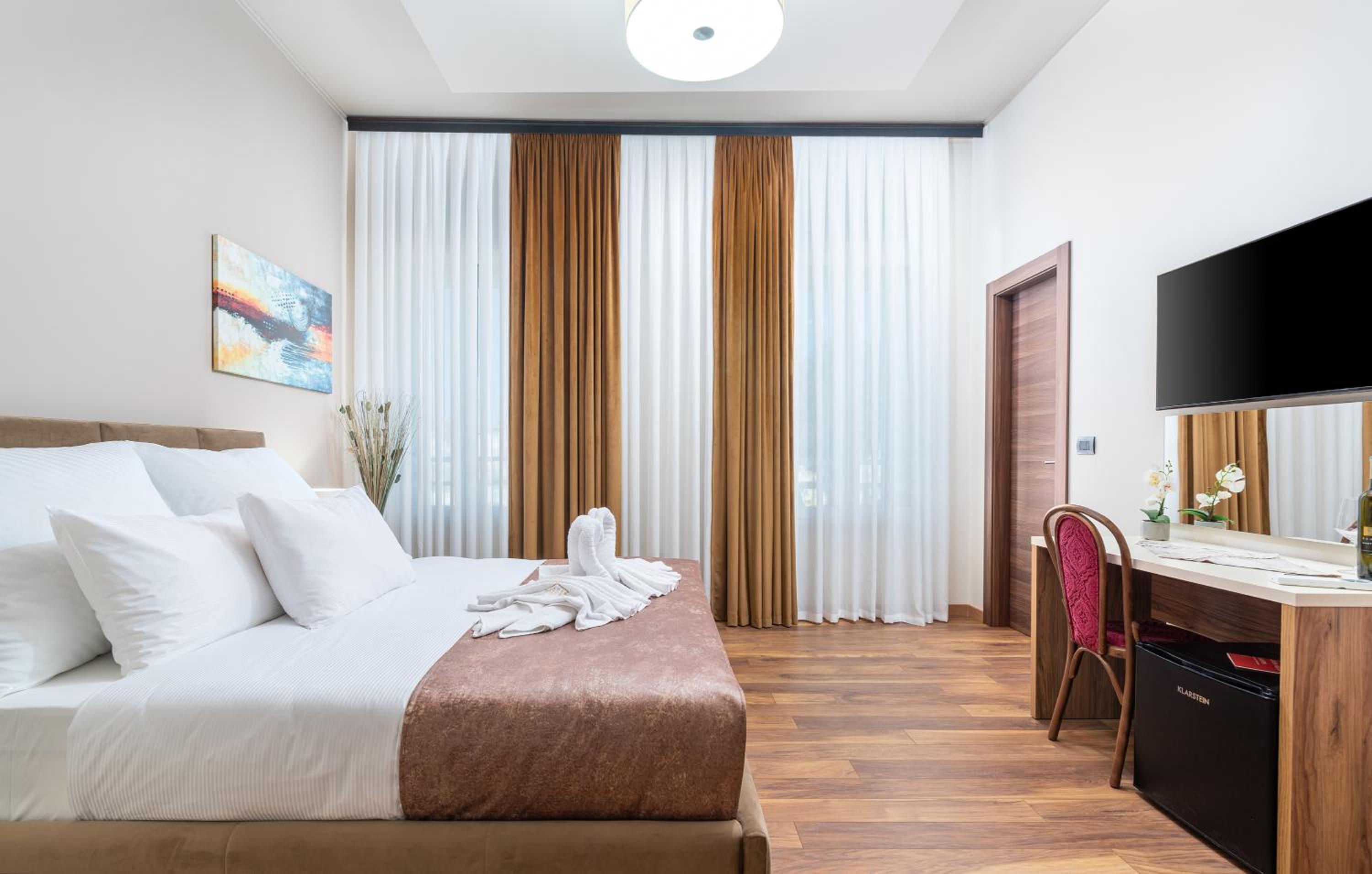 Deluxe Double Room - Photo 1