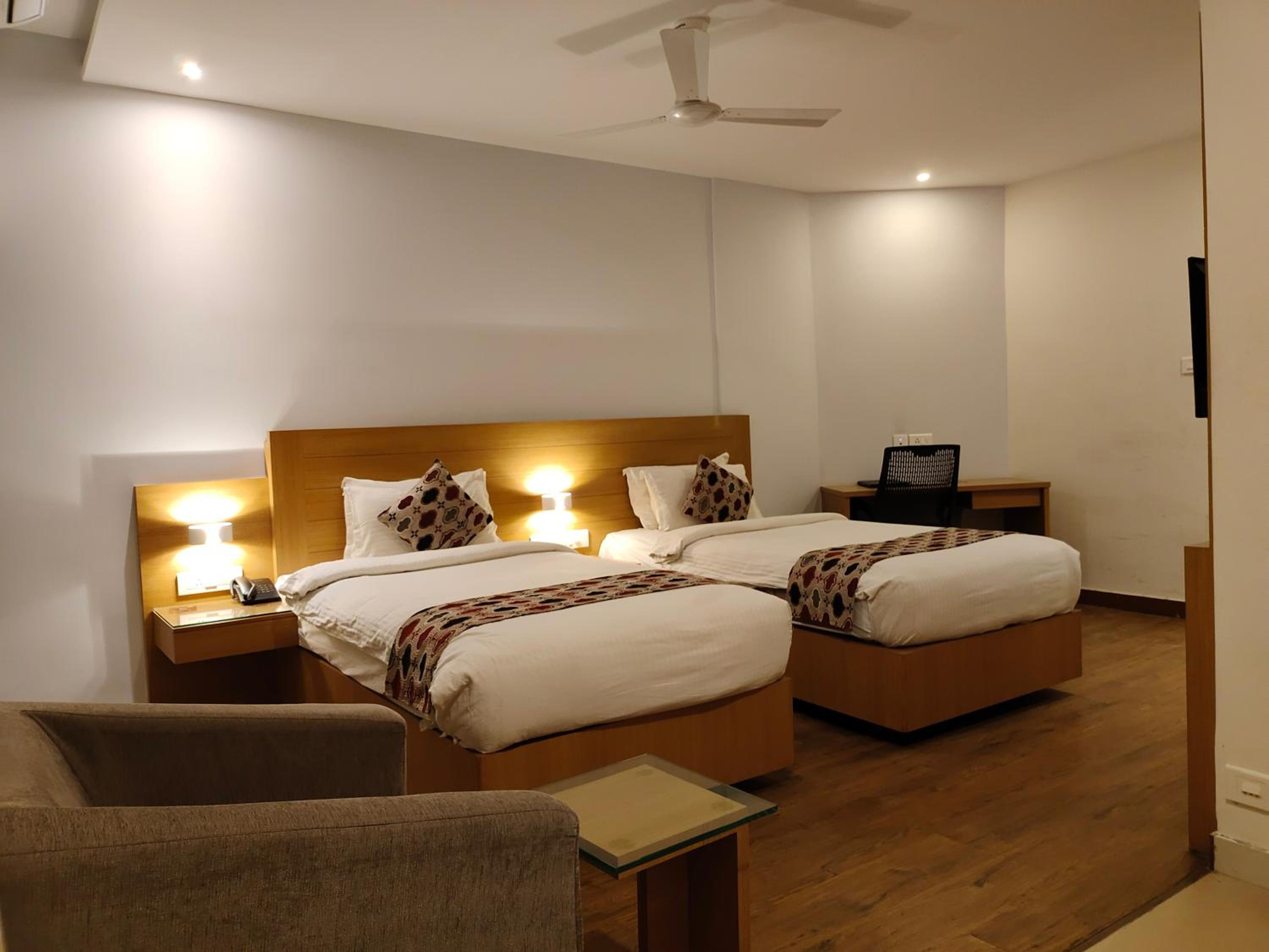 Standard Double Room photo 3