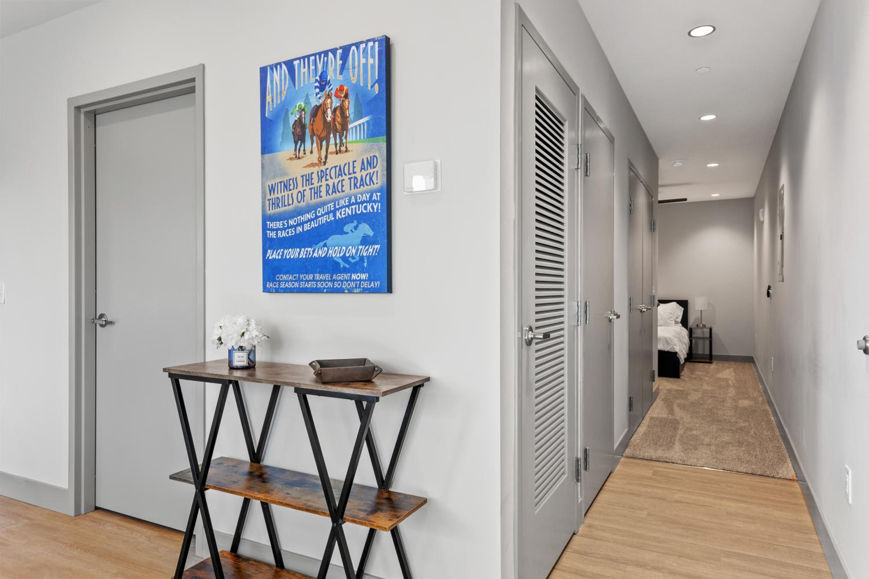 Studio Apartment photo 1