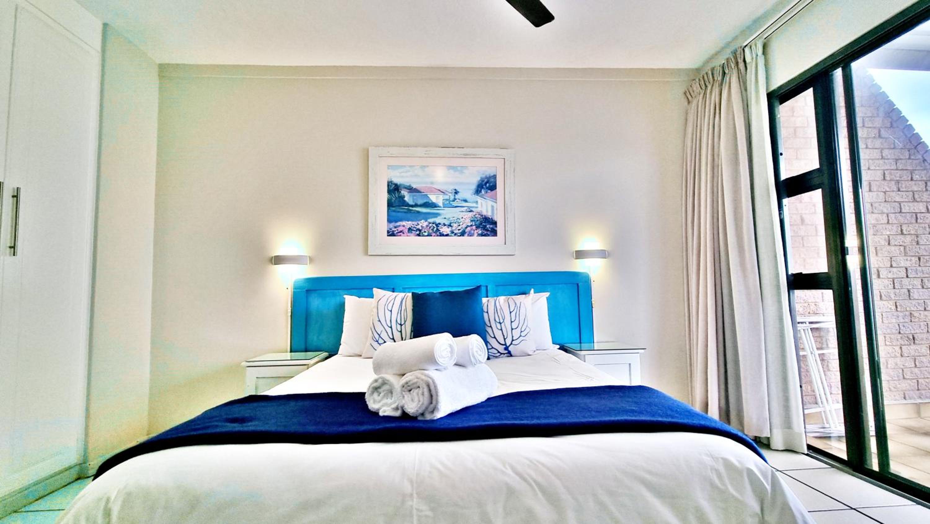 One-Bedroom Apartment - Photo 1