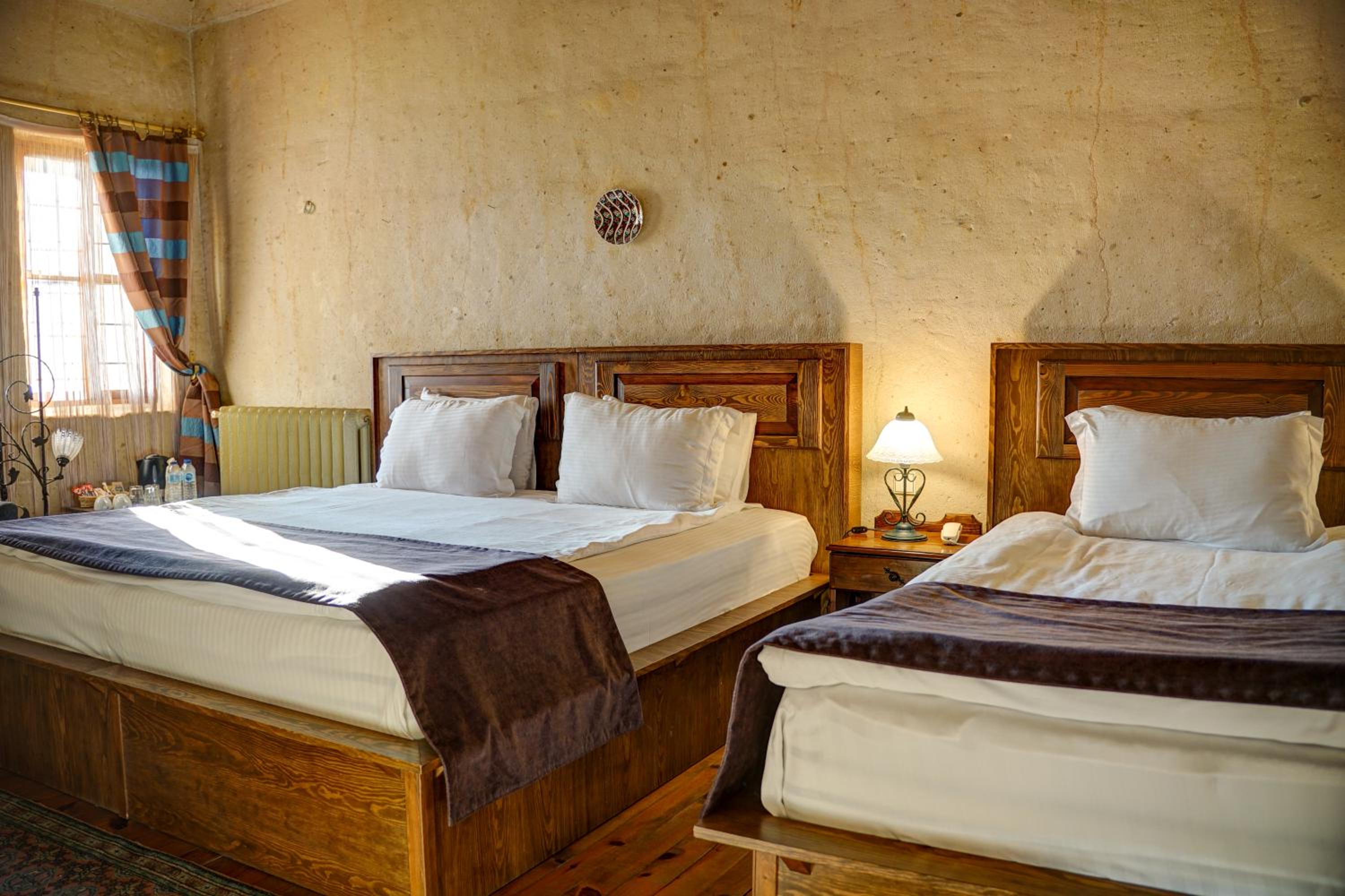 Triple Cave Room - Photo 3