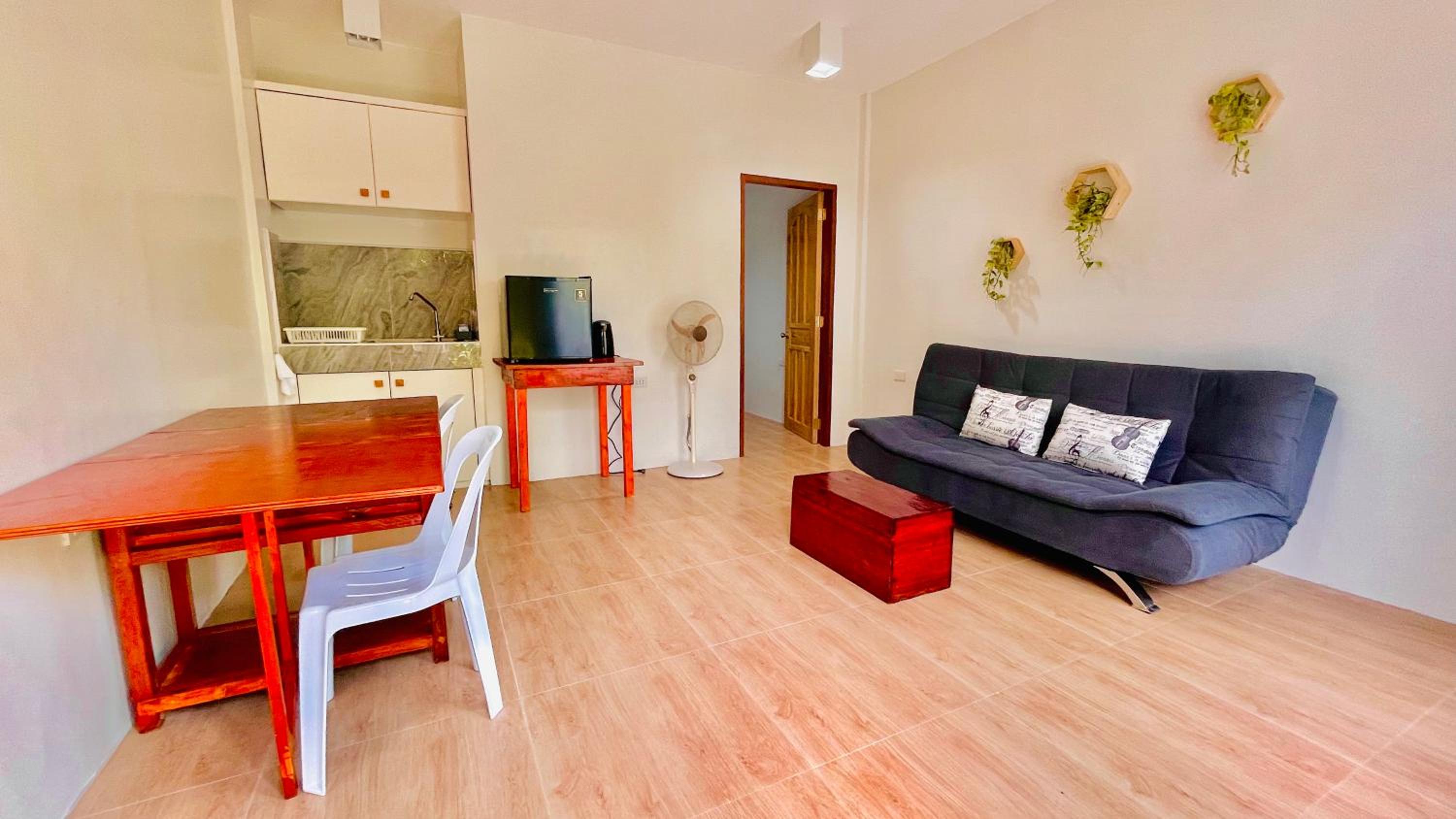 One-Bedroom Apartment