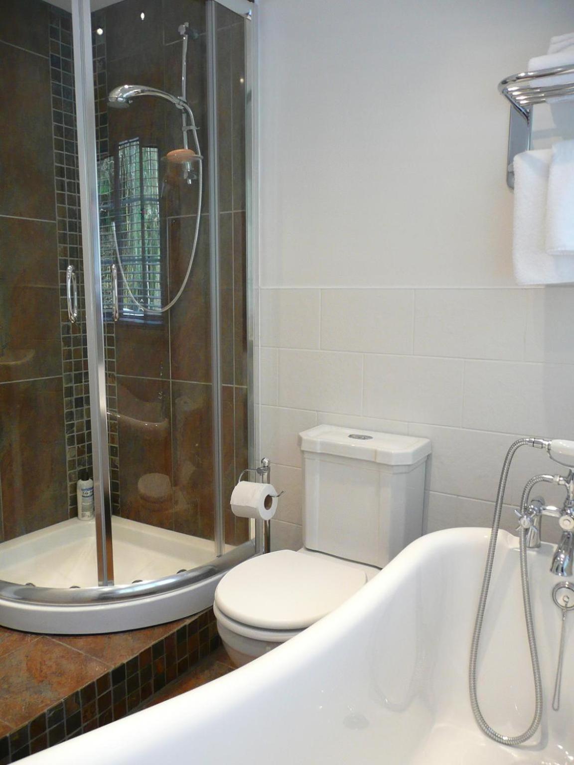Three-Bedroom House photo 2