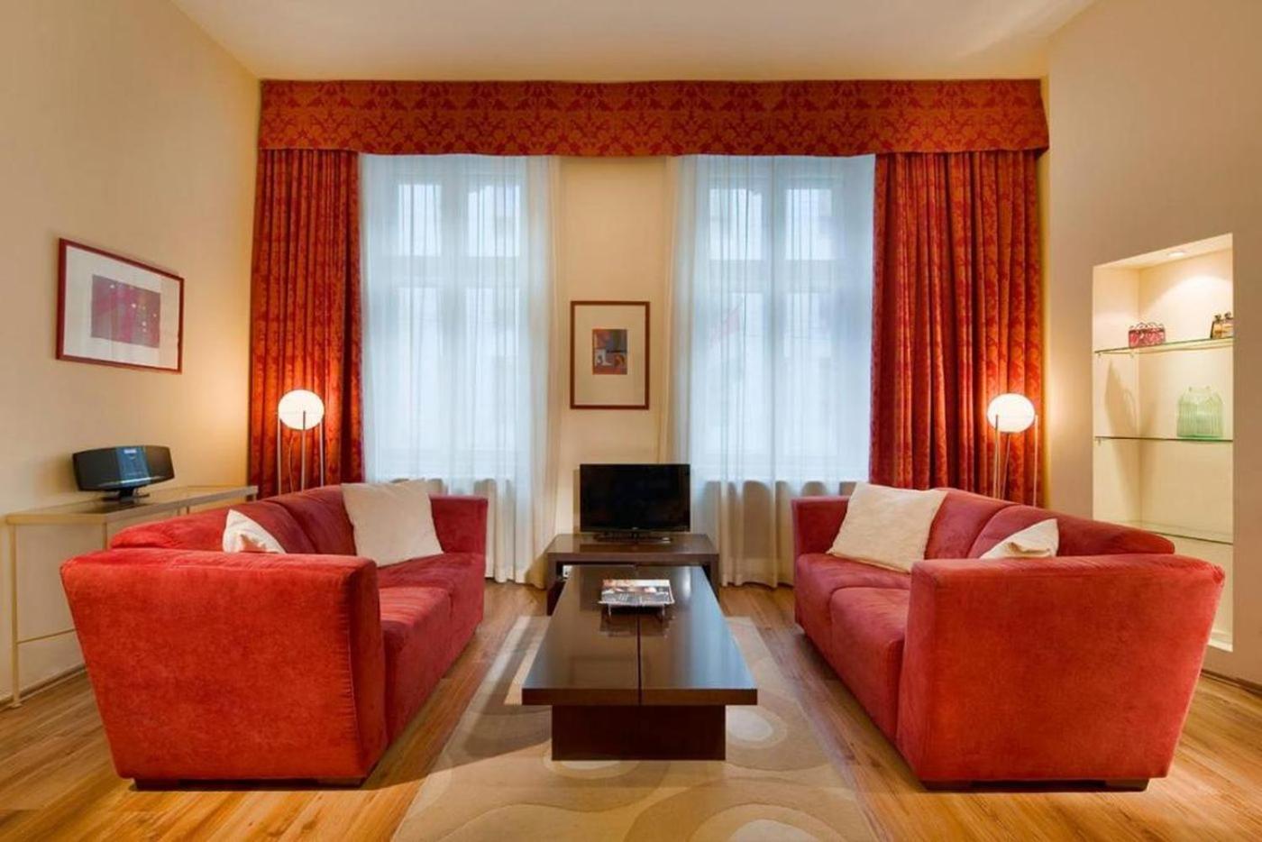 Ambassador Suite - Photo 1