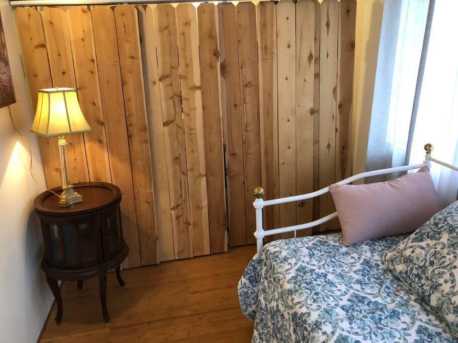 Three-Bedroom House photo 3