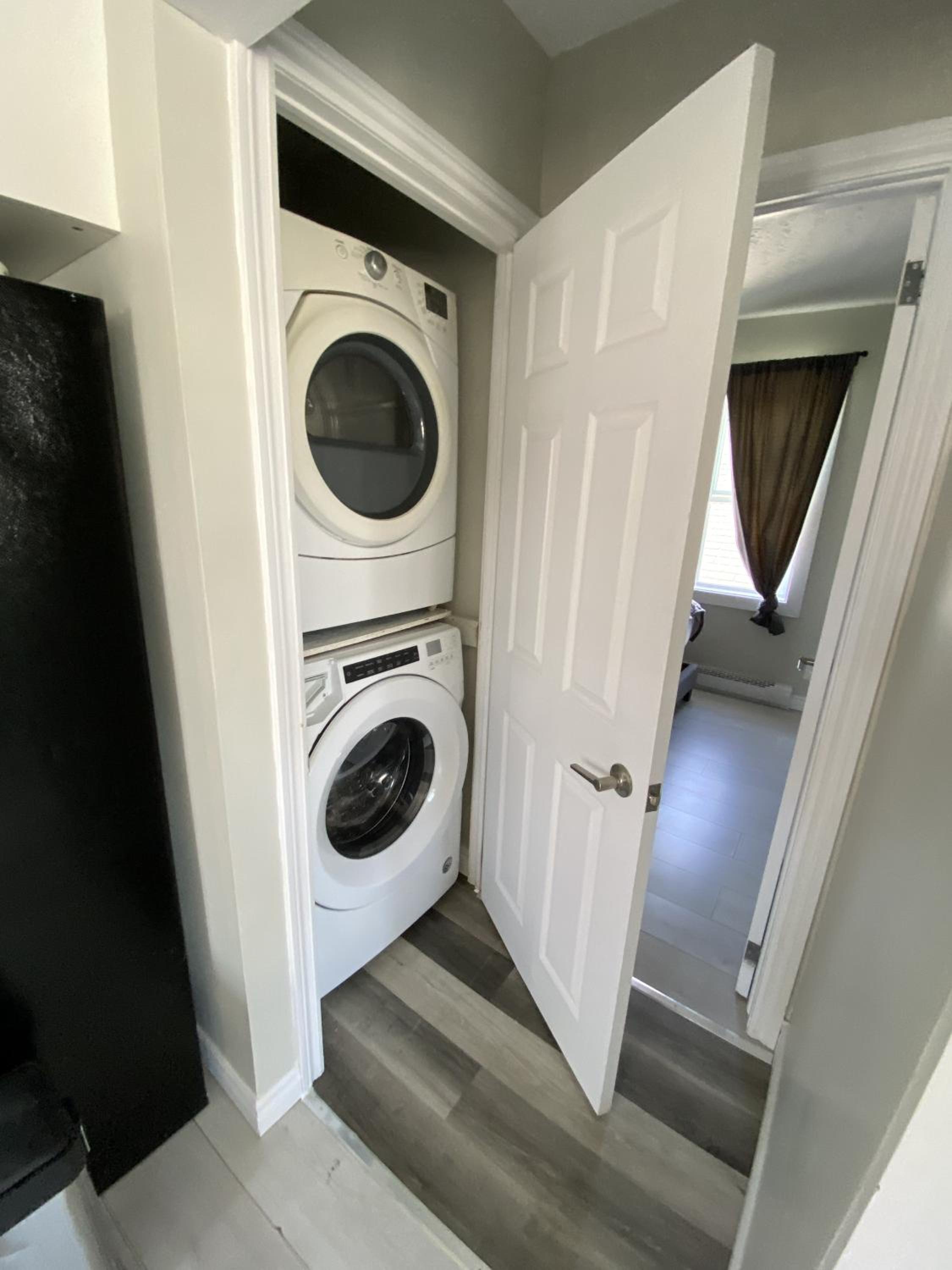 Two-Bedroom Apartment - Photo 15