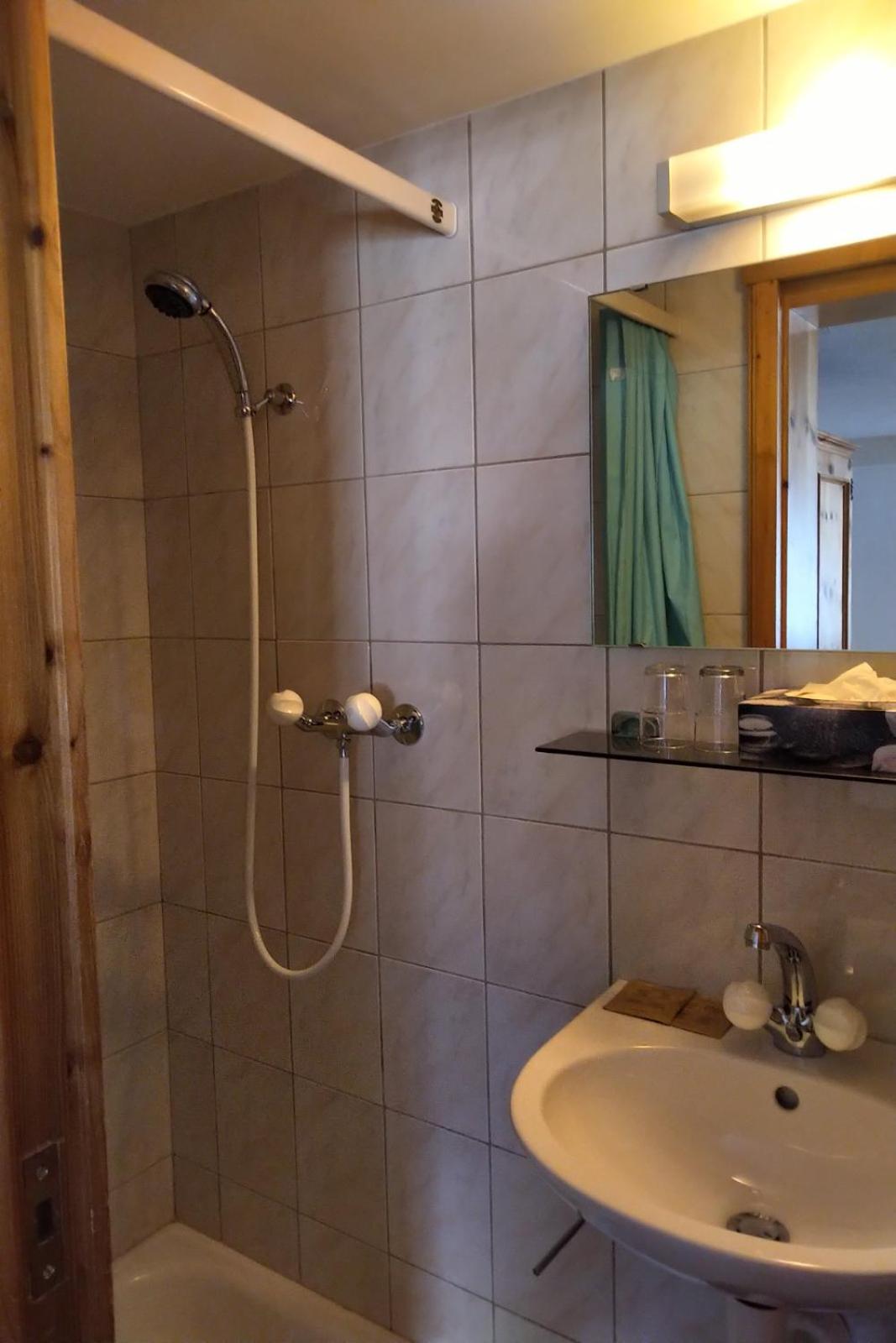 Budget Double Room photo 2