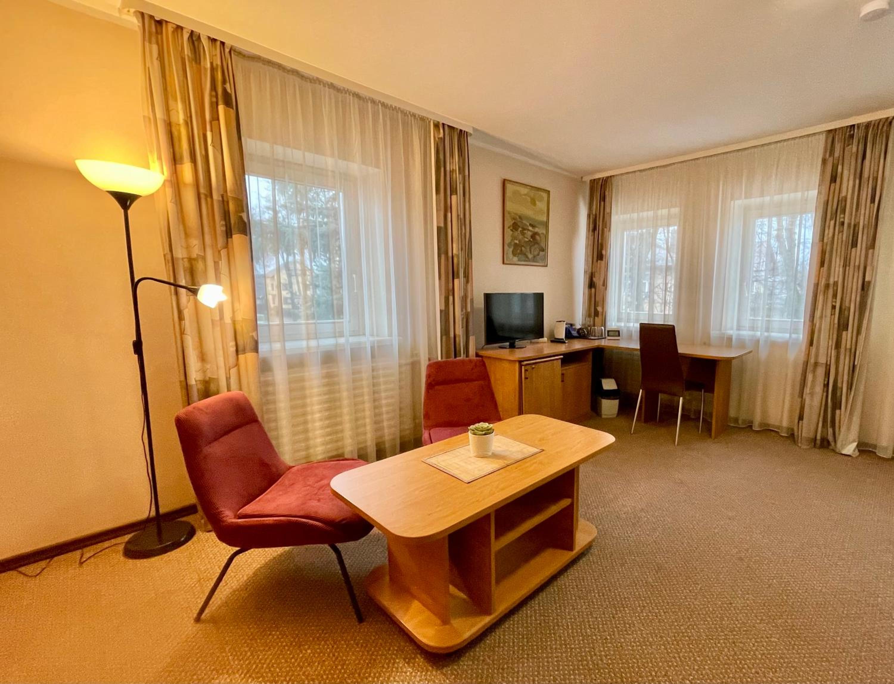Deluxe Double or Twin Room photo 1