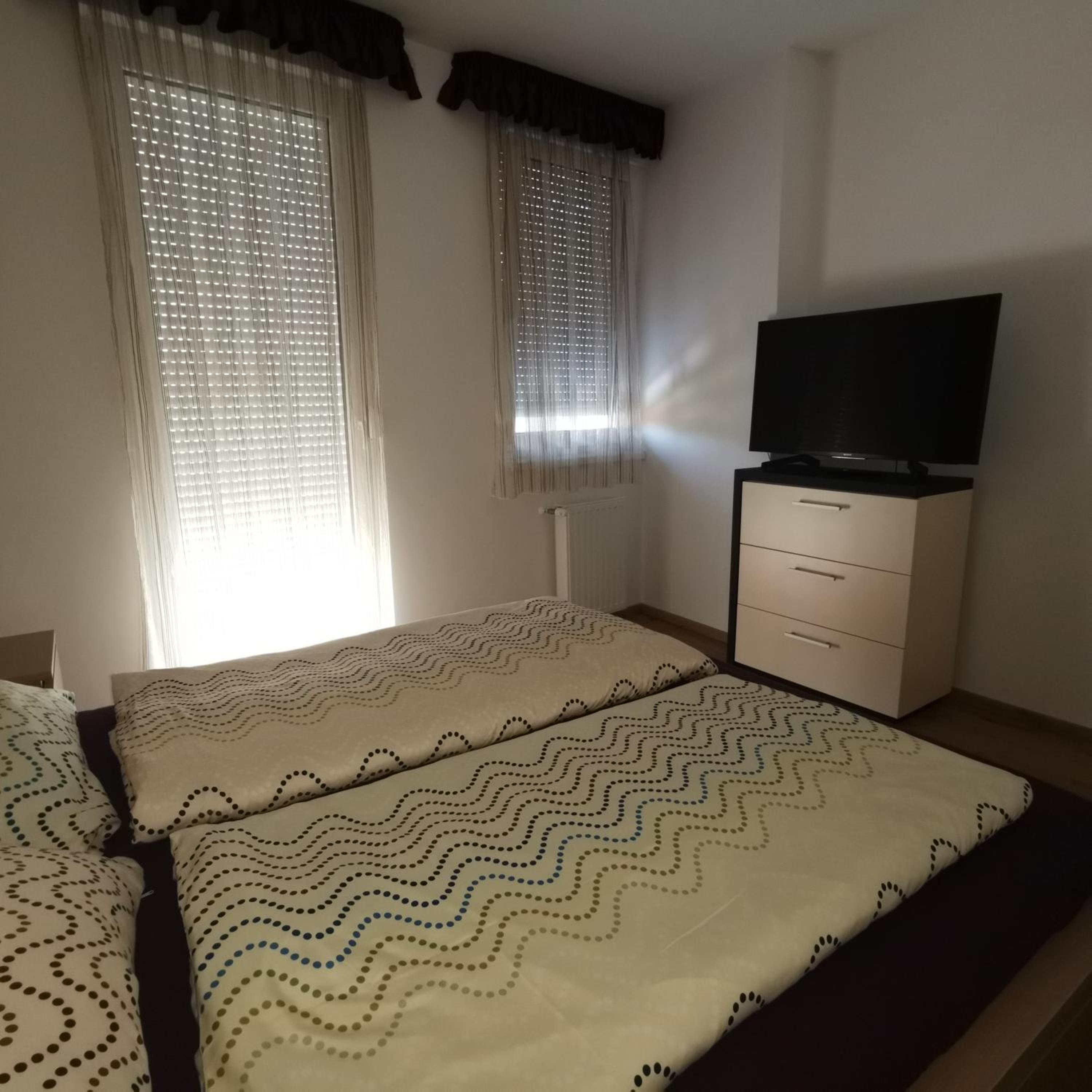 Luxury Apartment - Photo 43