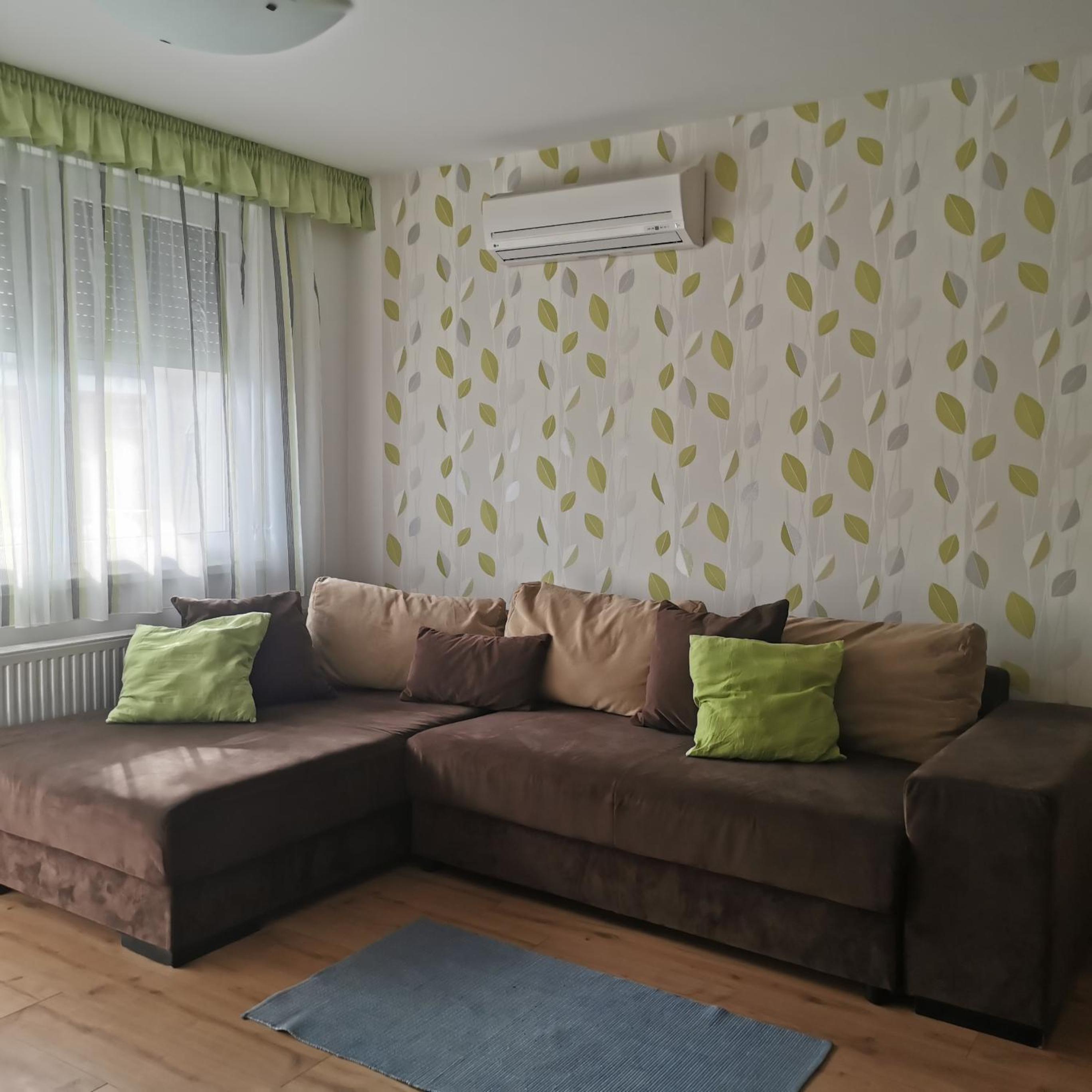 Luxury Apartment - Photo 46