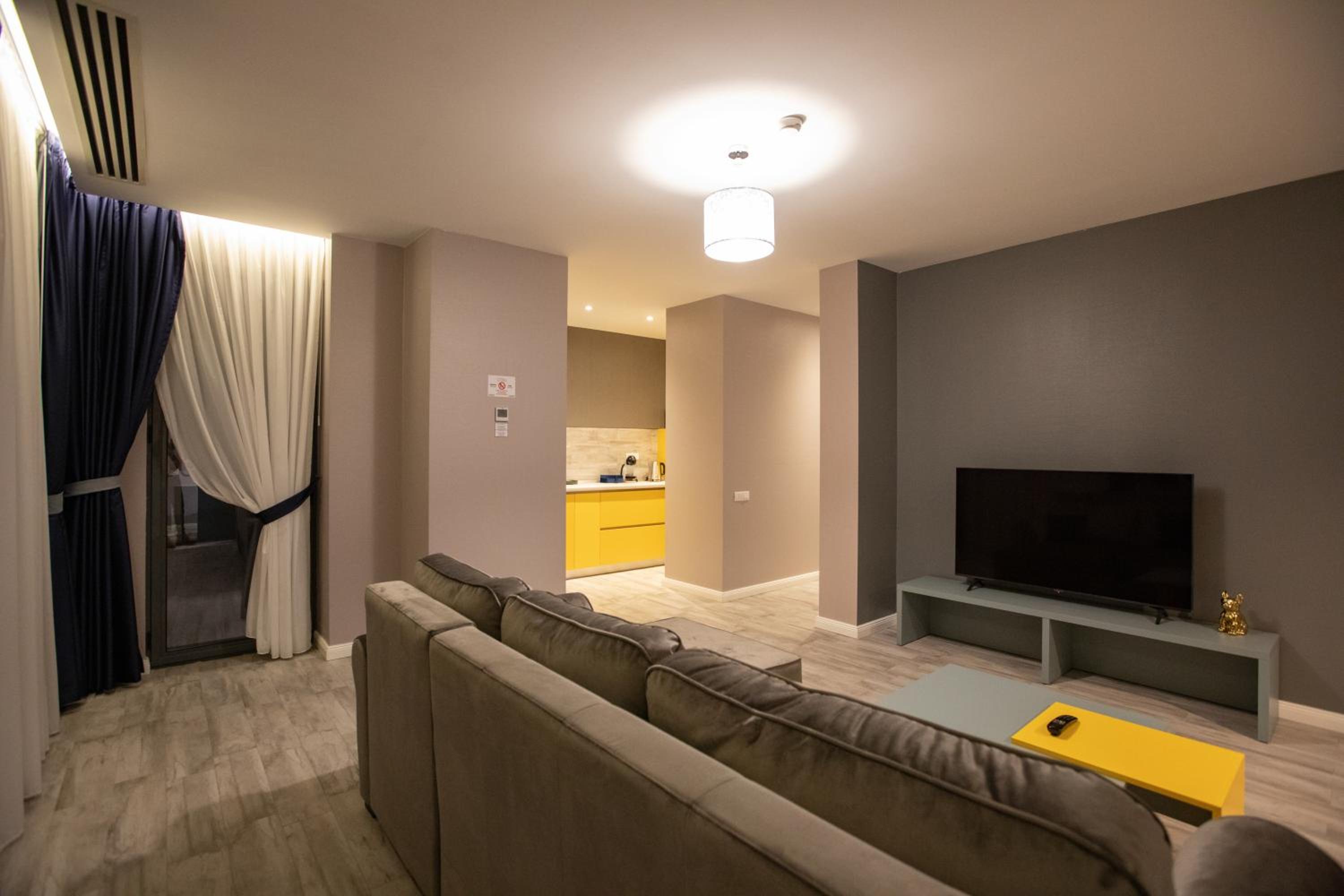 Superior Apartment photo 2