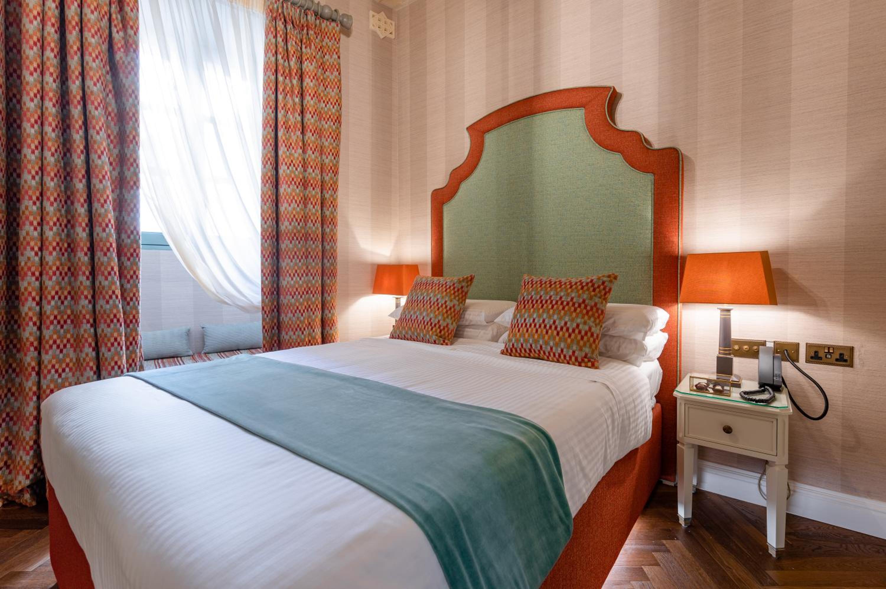 Suite with City View