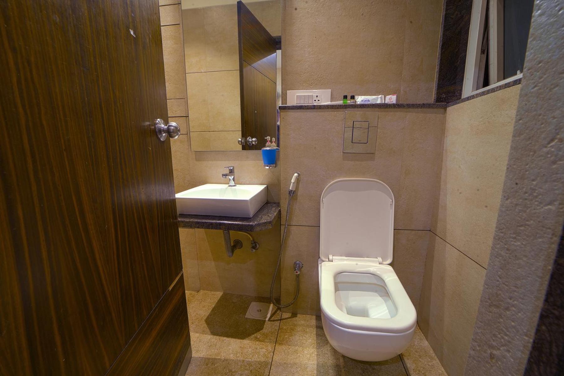 Double Room - Photo 4