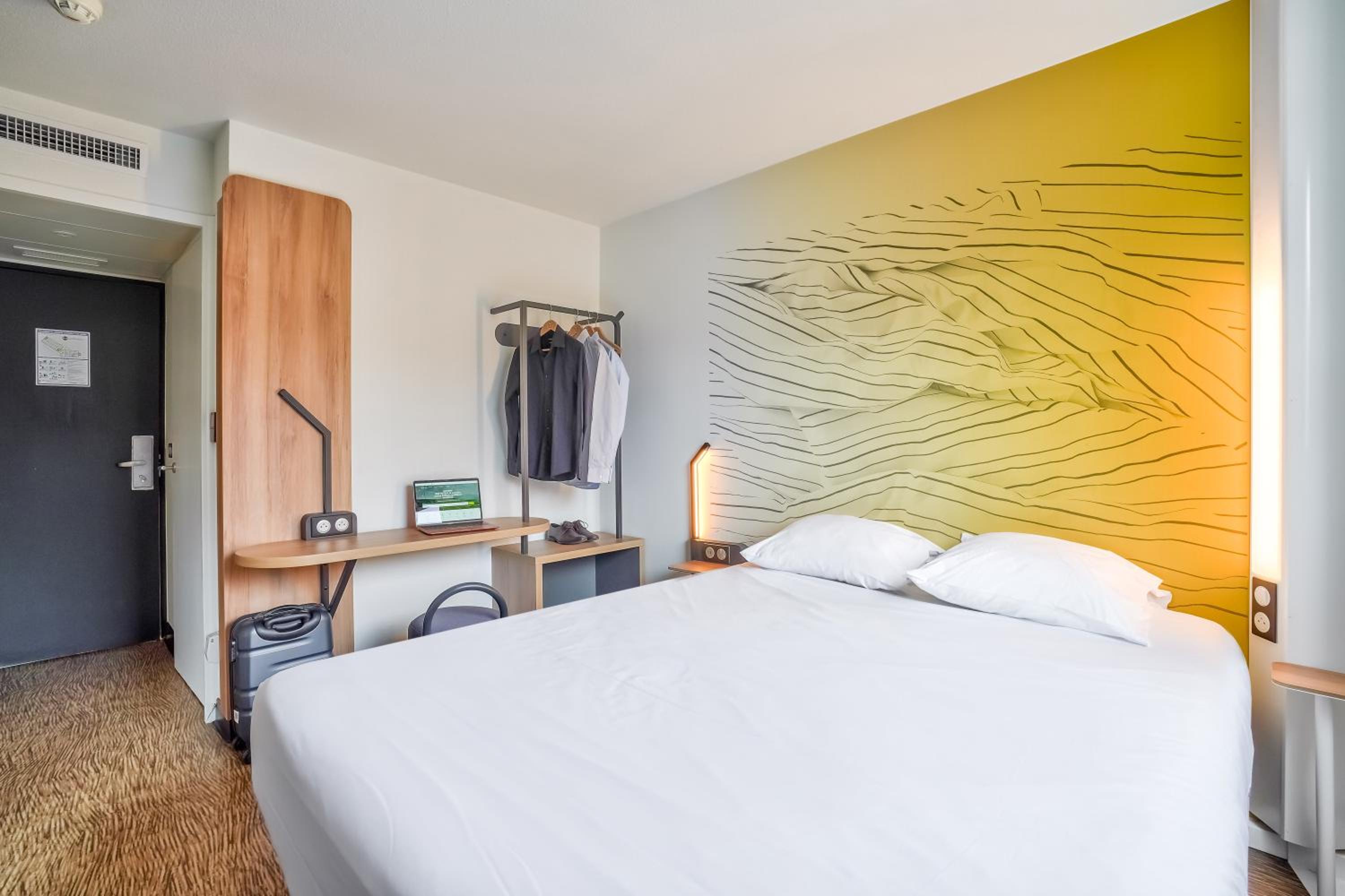 Double Room - Photo 7