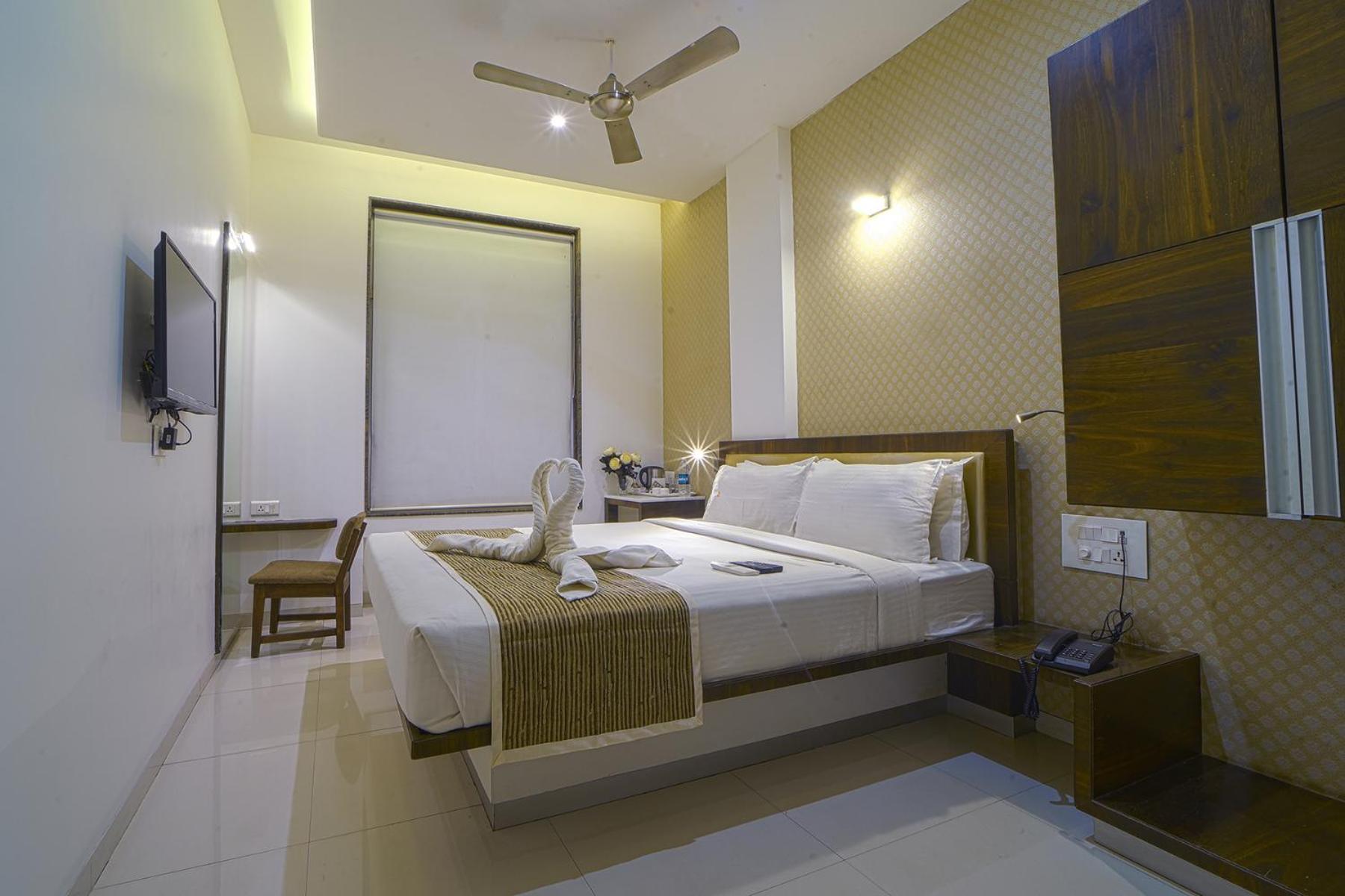 Double Room - Photo 17
