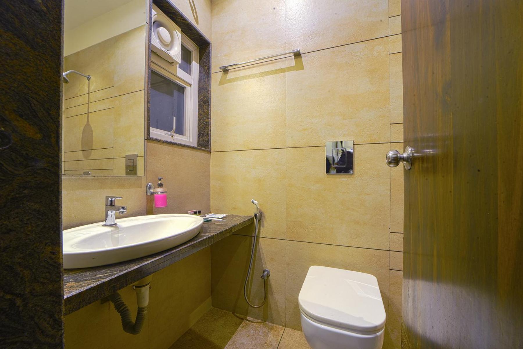 Double Room - Photo 2