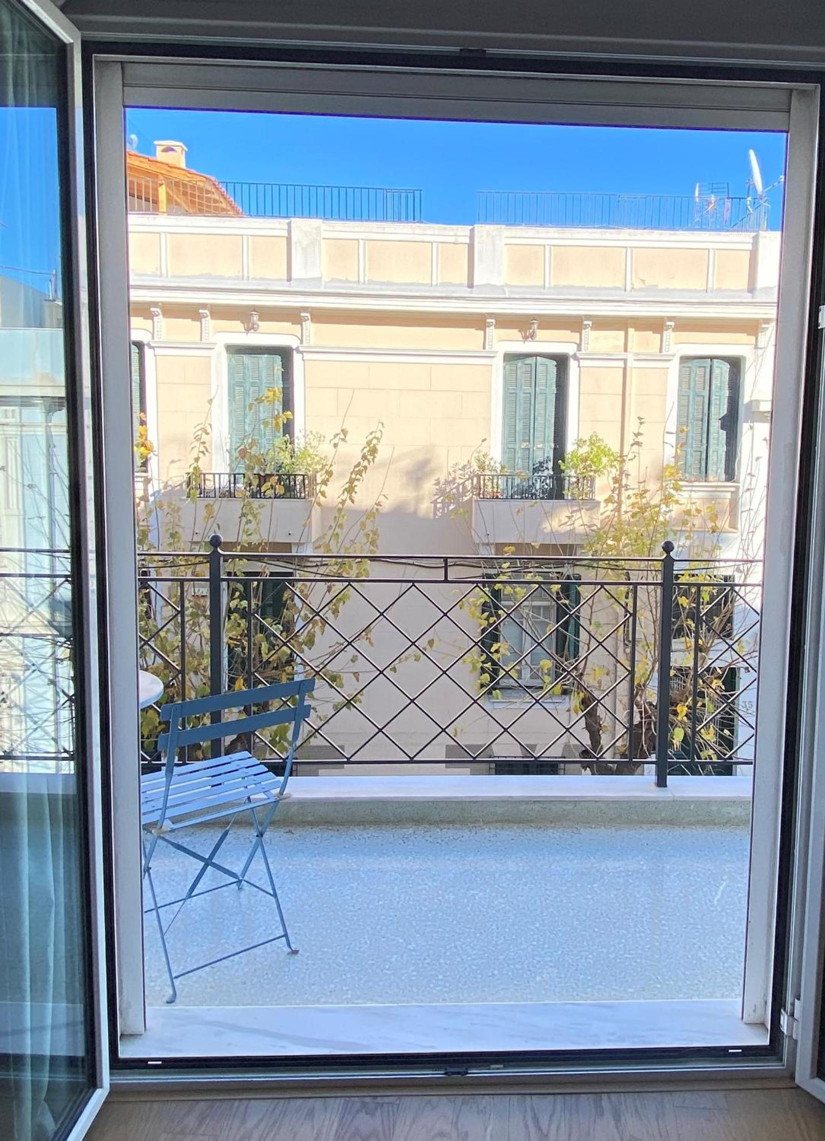 Apartment with Balcony