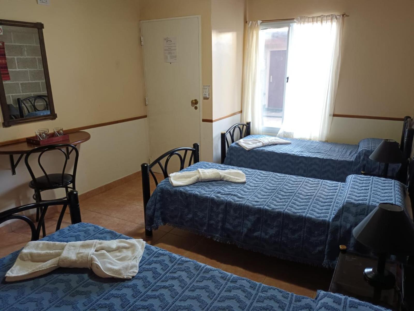 Basic Triple Room photo 3