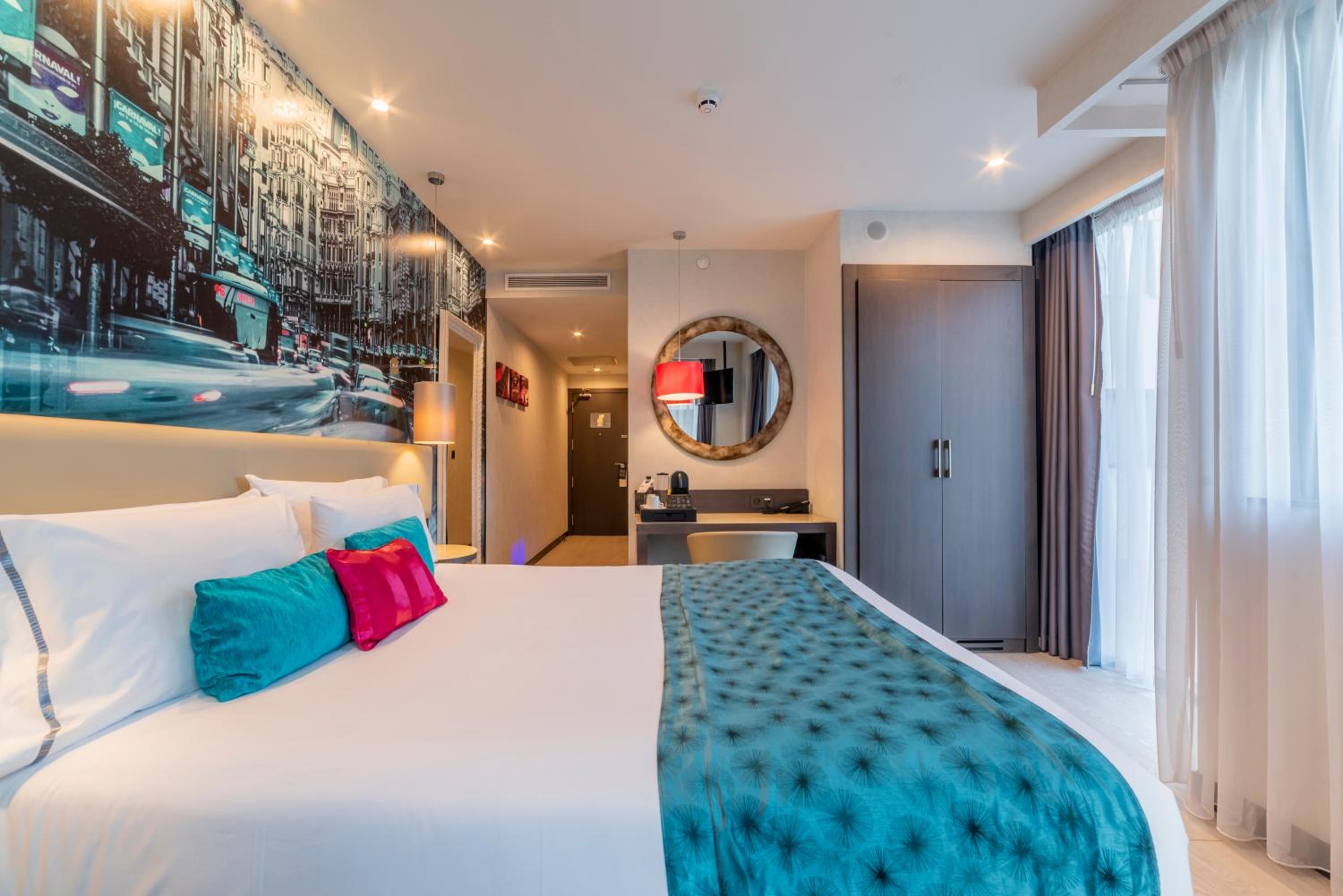 Premium King Room