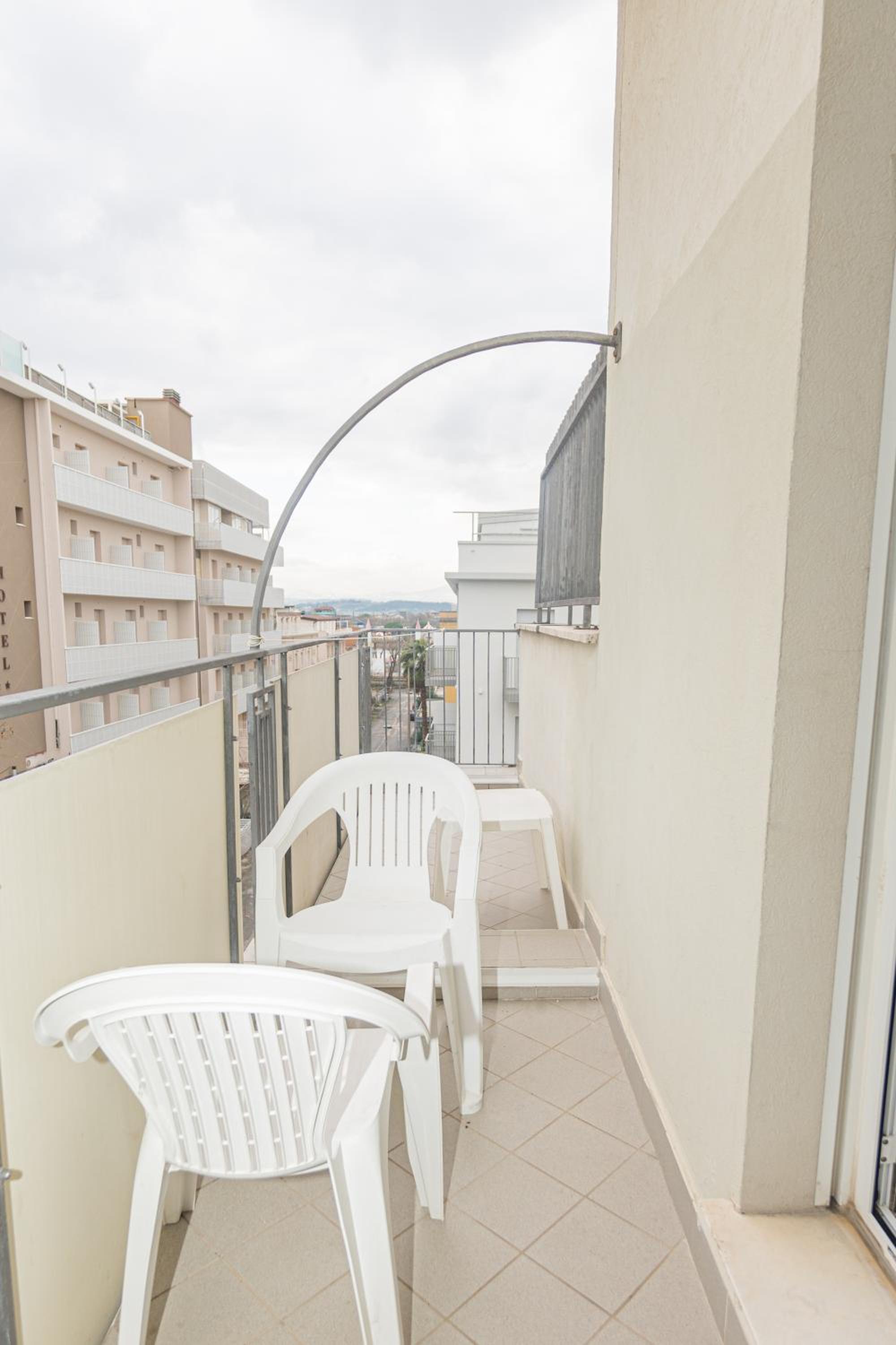 Double or Twin Room - Photo 2