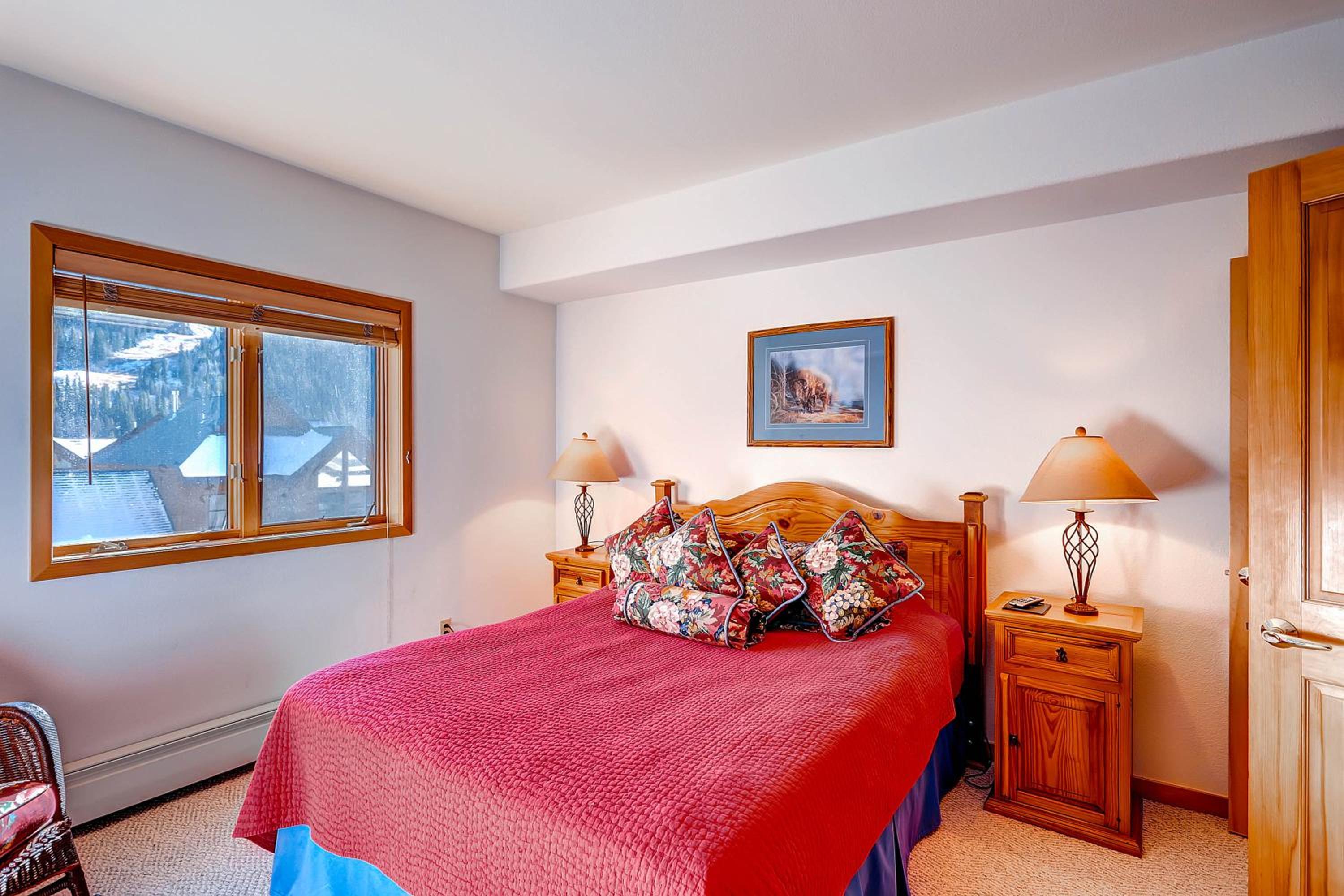 Two-Bedroom Suite - Photo 17